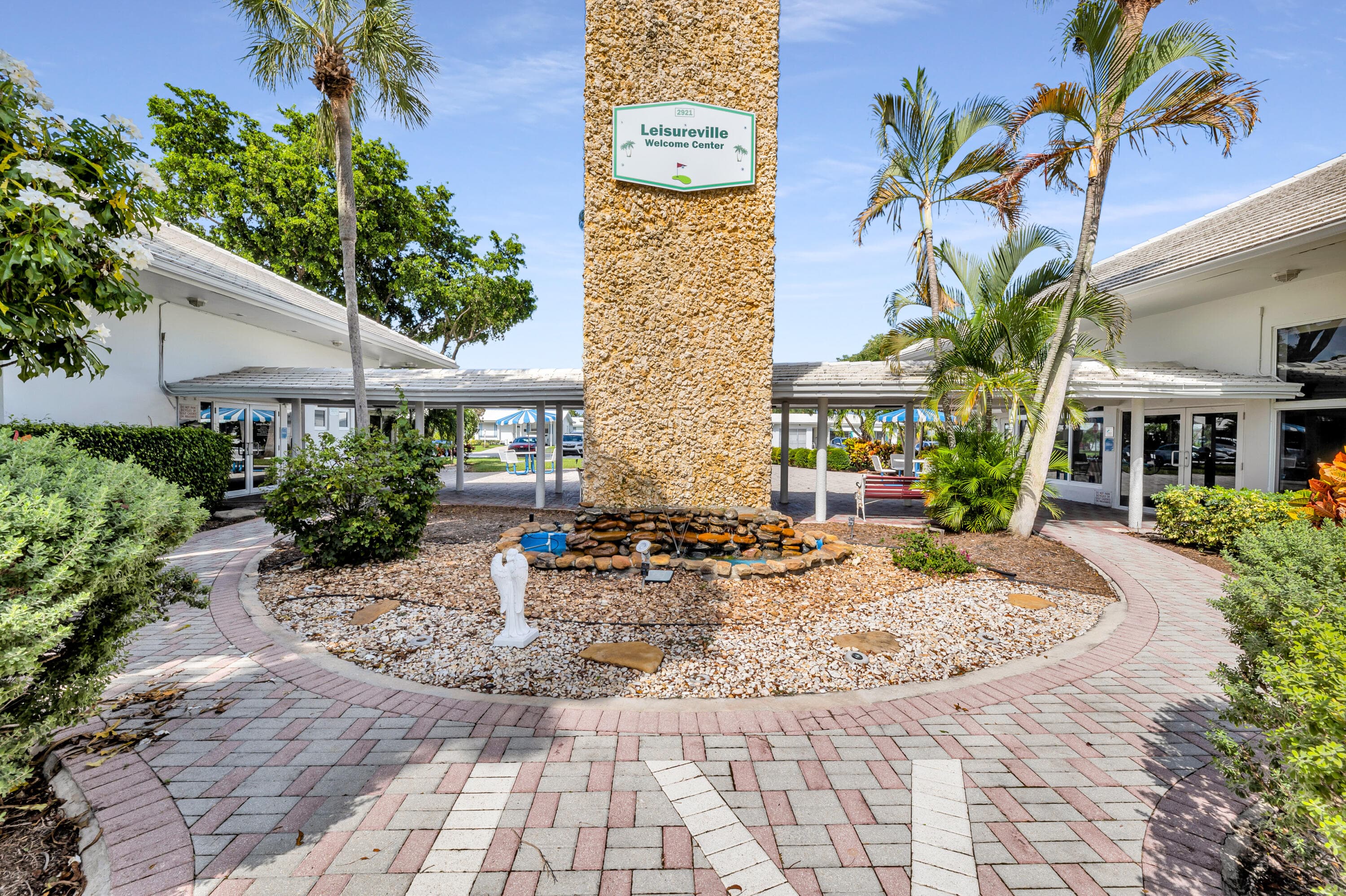 2475 W Golf Boulevard 247, Pompano Beach, FL 33064 — photo 25 of 92