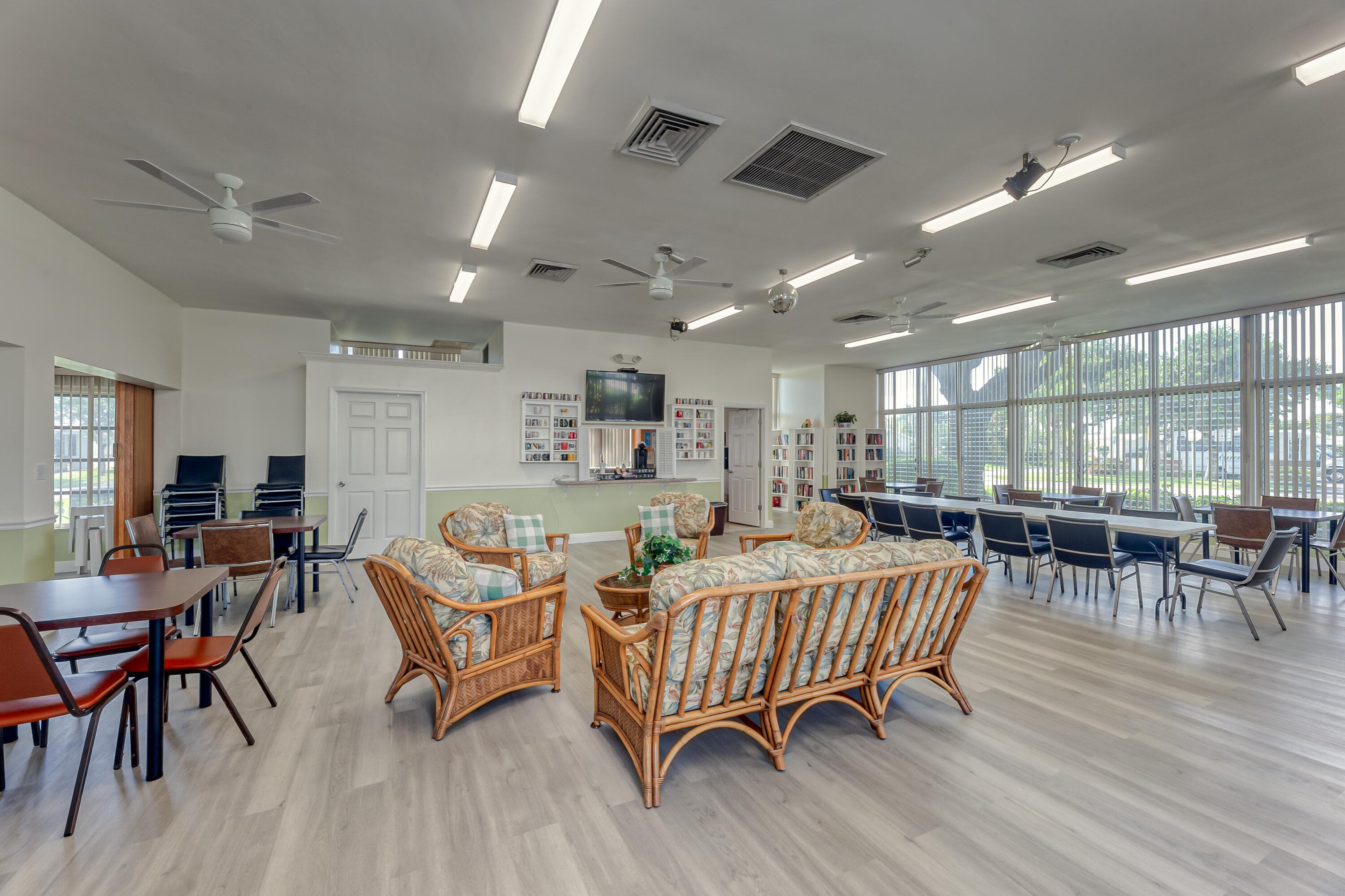 2475 W Golf Boulevard 247, Pompano Beach, FL 33064 — photo 53 of 92