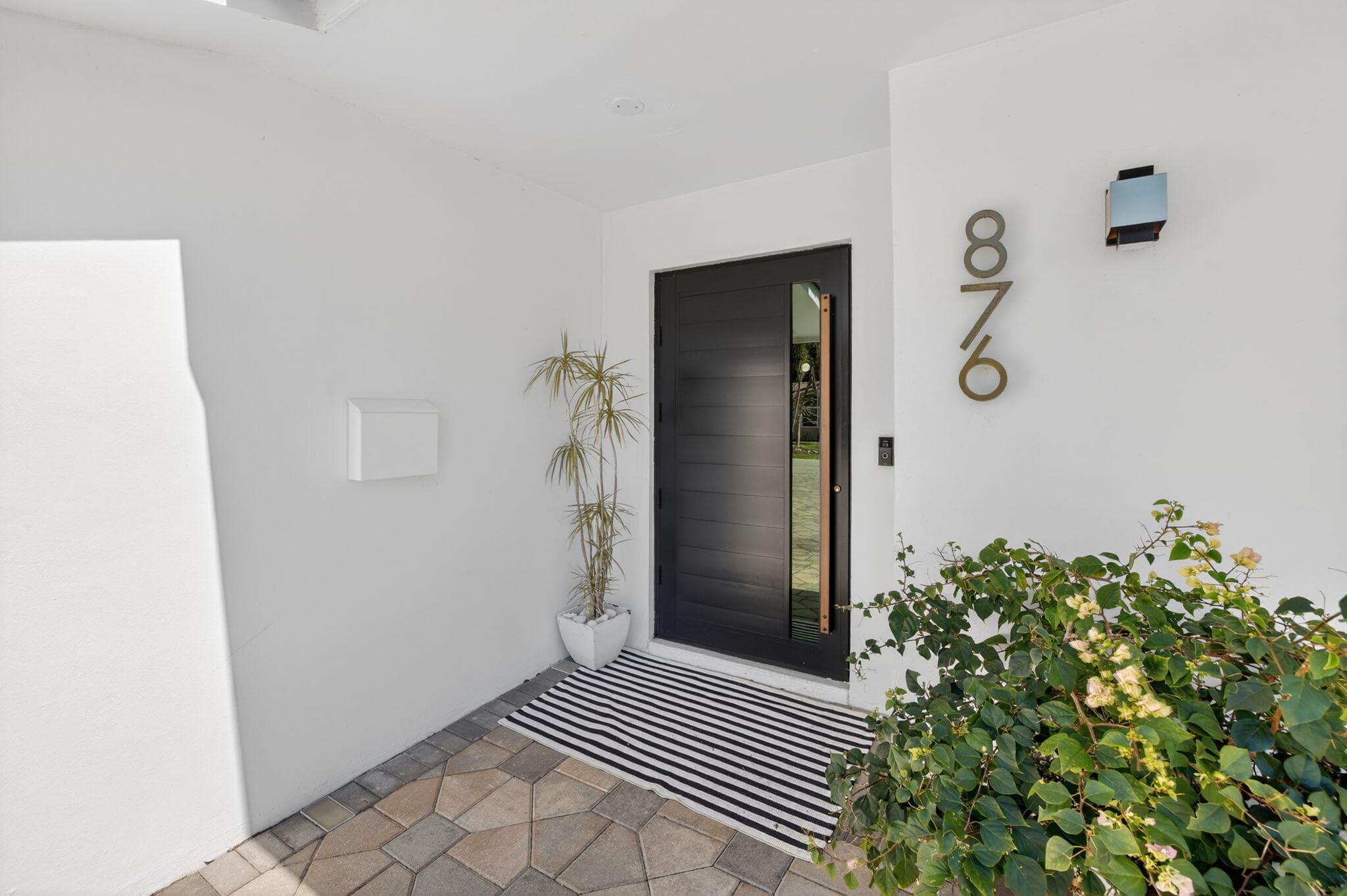 876 NW 6th Avenue, Boca Raton, FL 33432 — photo 6 of 90