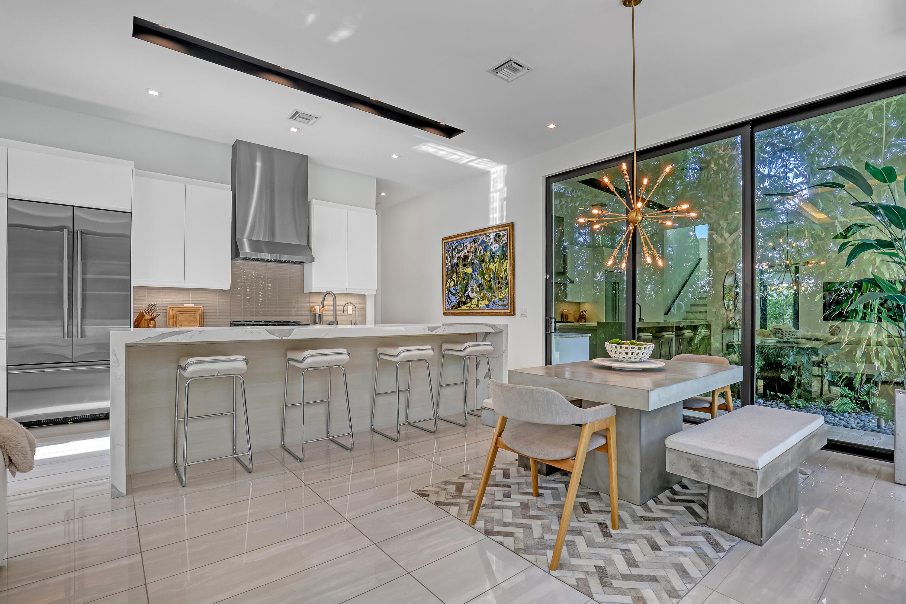 703 NE 5th Street, Delray Beach, FL 33483 — photo 9 of 37