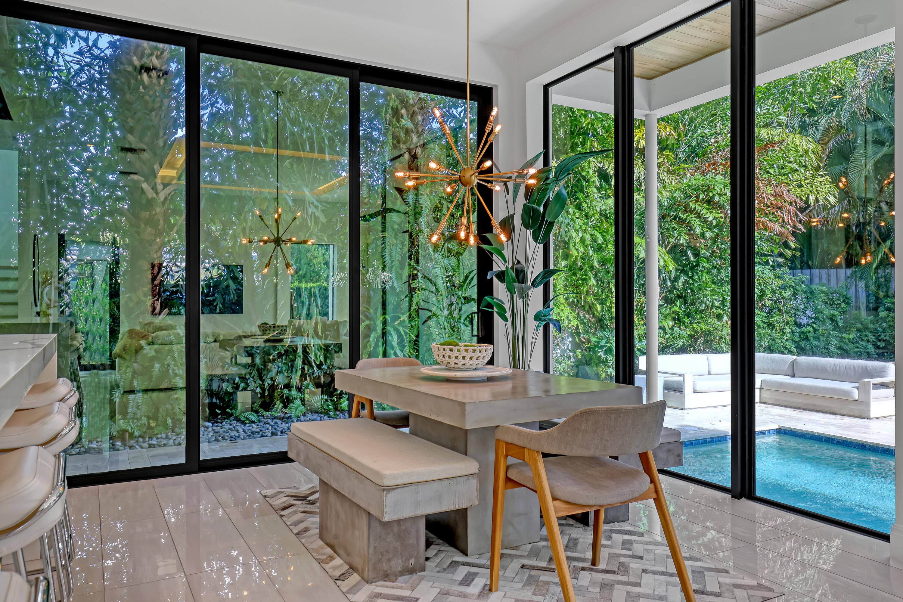 703 NE 5th Street, Delray Beach, FL 33483 — photo 10 of 37