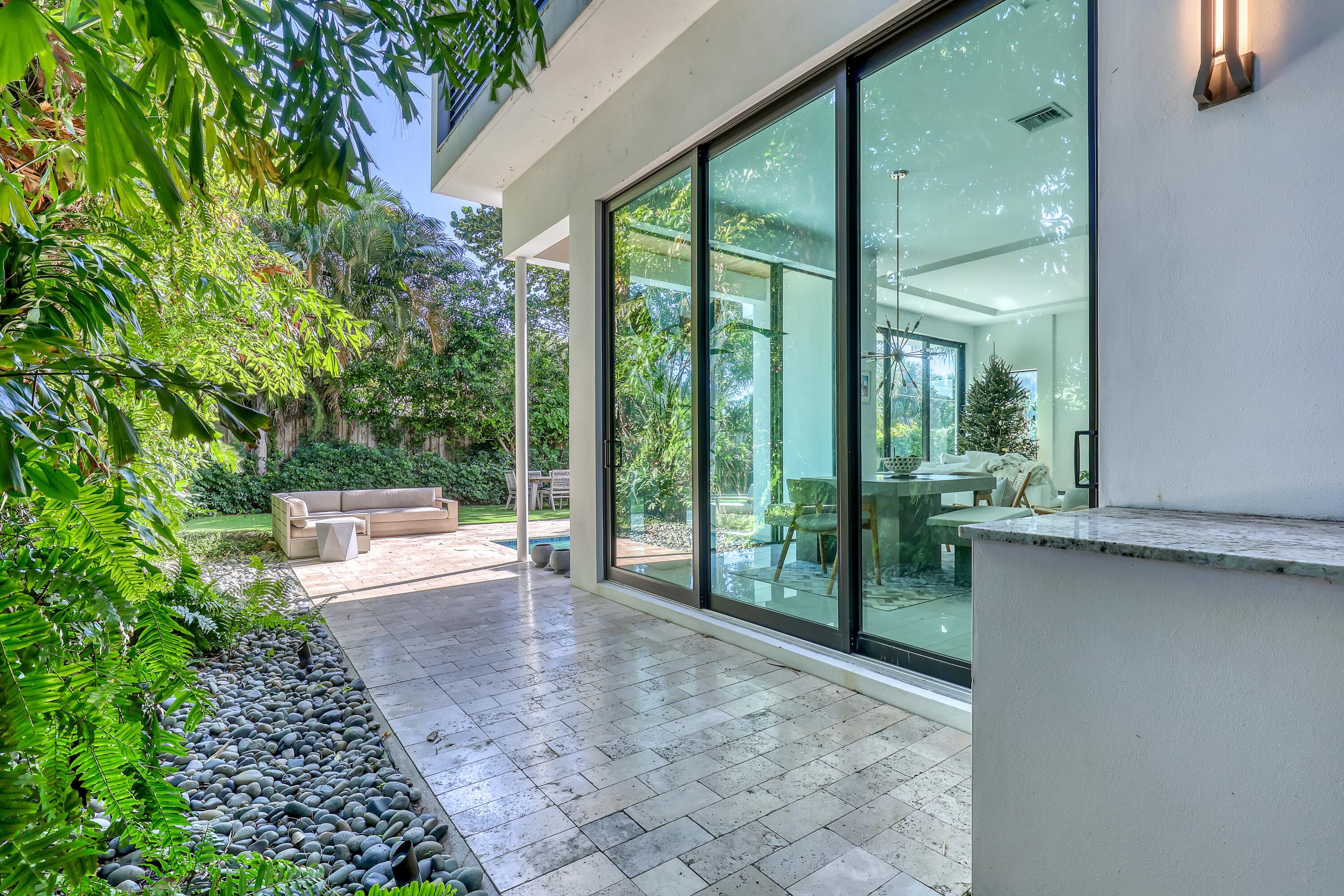 703 NE 5th Street, Delray Beach, FL 33483 — photo 32 of 37