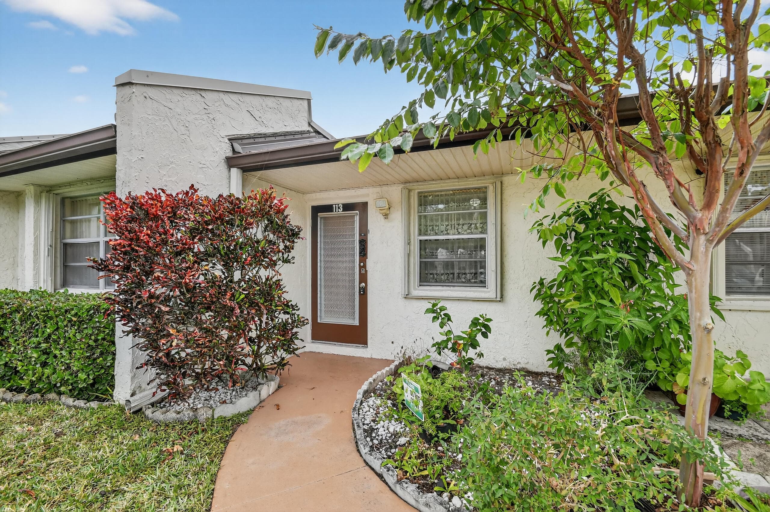 113 Lake Olive Drive 113, West Palm Beach, FL 33411 — photo 3 of 23