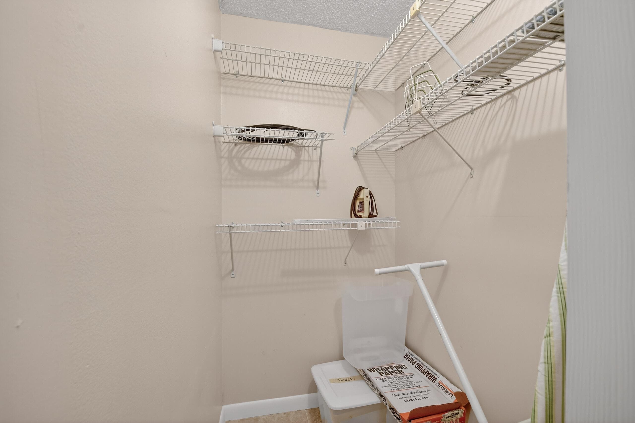 113 Lake Olive Drive 113, West Palm Beach, FL 33411 — photo 17 of 23