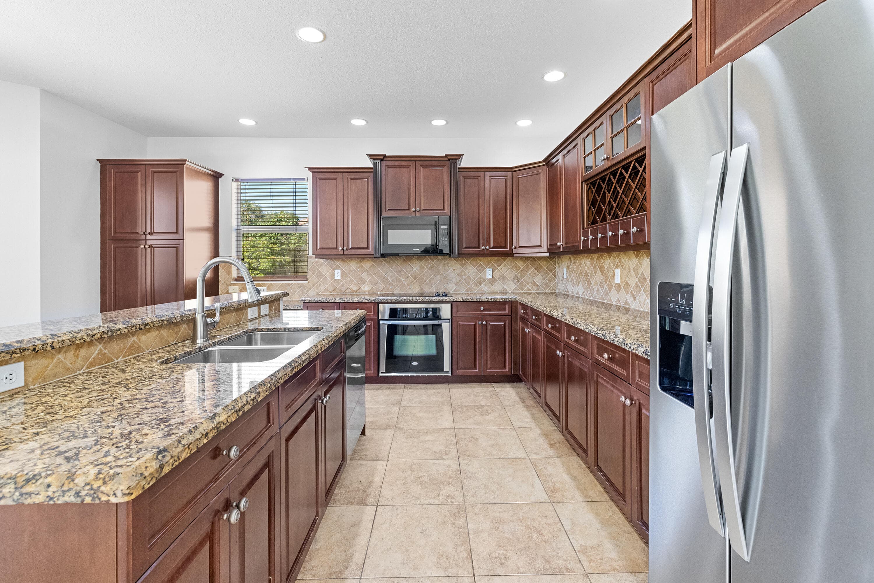 2705 Pienza Circle, Royal Palm Beach, FL 33411 — photo 13 of 61