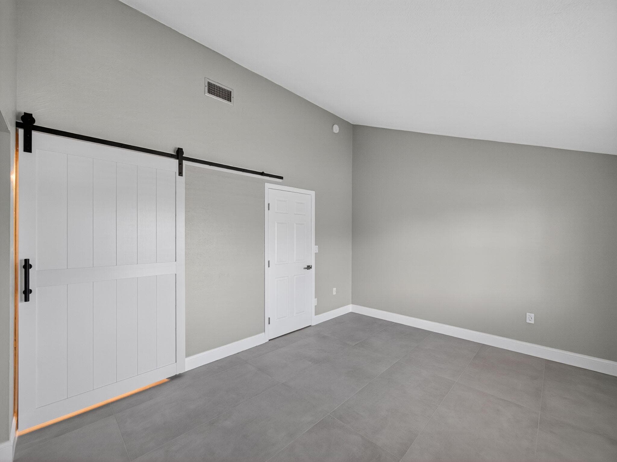 1002 Shorewinds Drive, Hutchinson Island, FL 34949 — photo 16 of 27