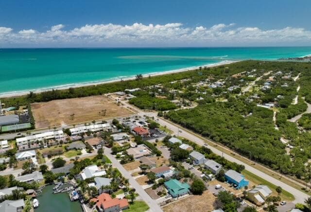 1002 Shorewinds Drive, Hutchinson Island, FL 34949 — photo 7 of 27