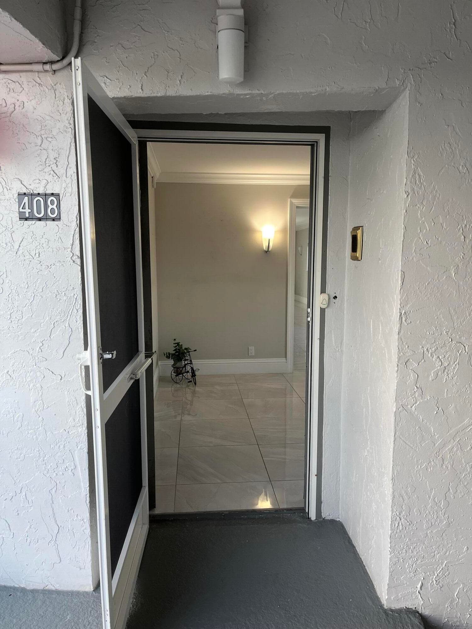 155 Yacht Club Drive 407, North Palm Beach, FL 33408 — photo 5 of 36
