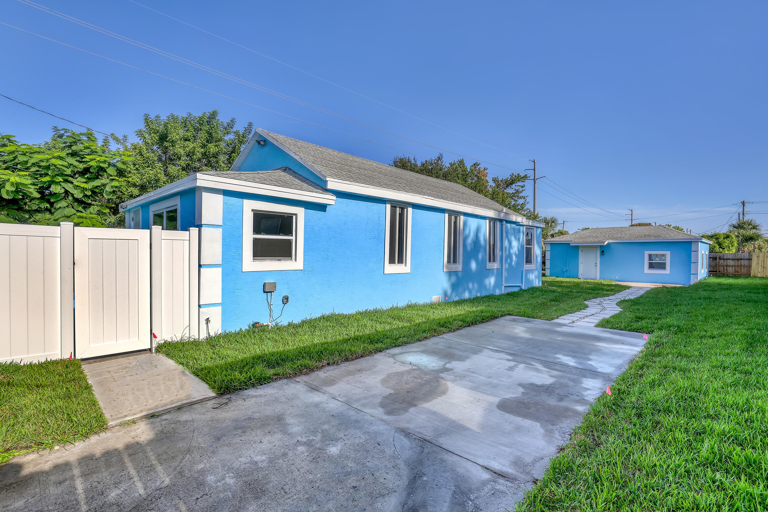 180 W 15th Street, Riviera Beach, FL 33404 — photo 20 of 45