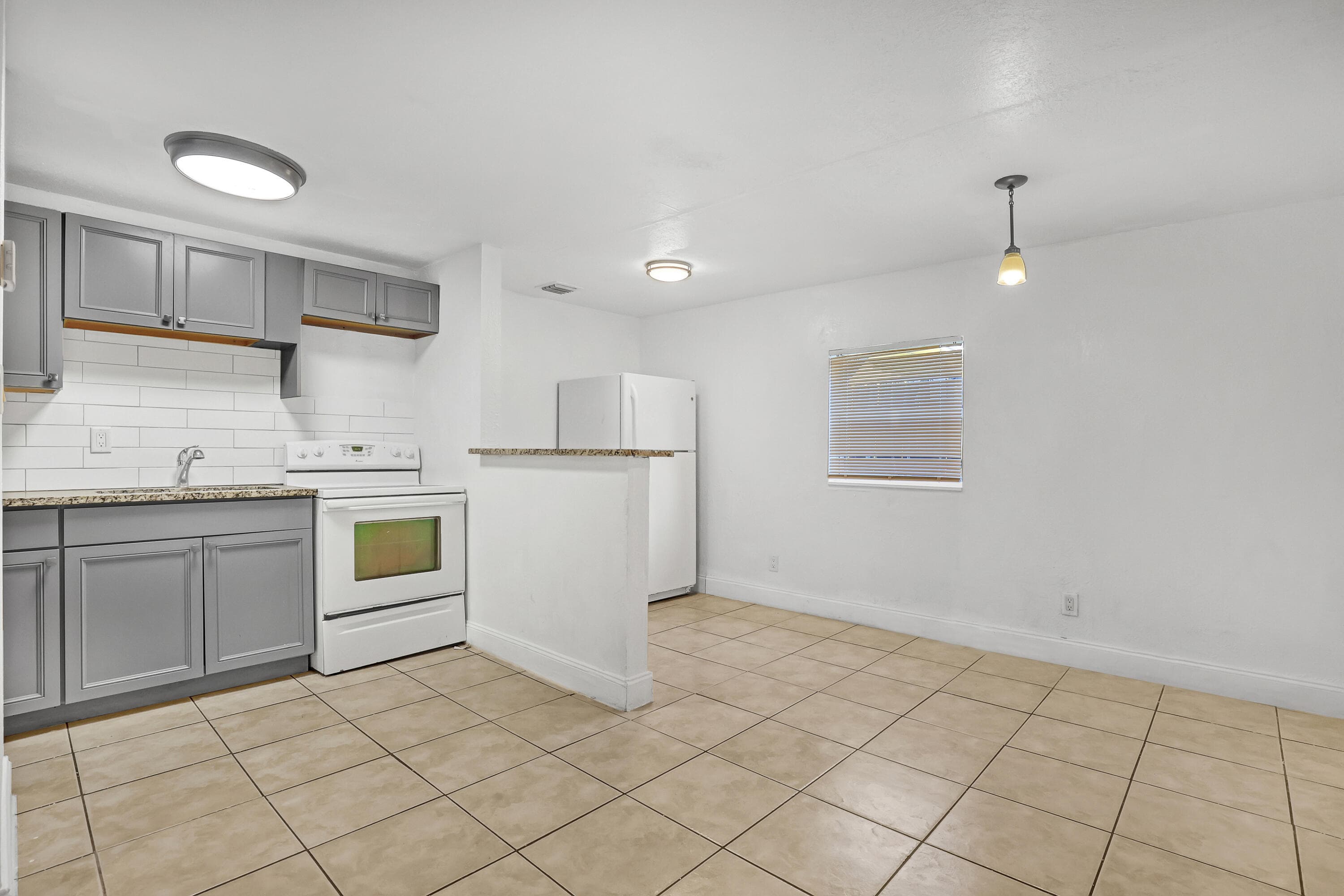 180 W 15th Street, Riviera Beach, FL 33404 — photo 30 of 45
