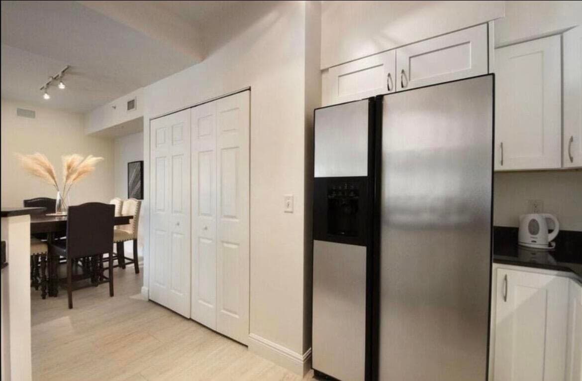 802 W Windward Way 216, Lantana, FL 33462 — photo 2 of 34