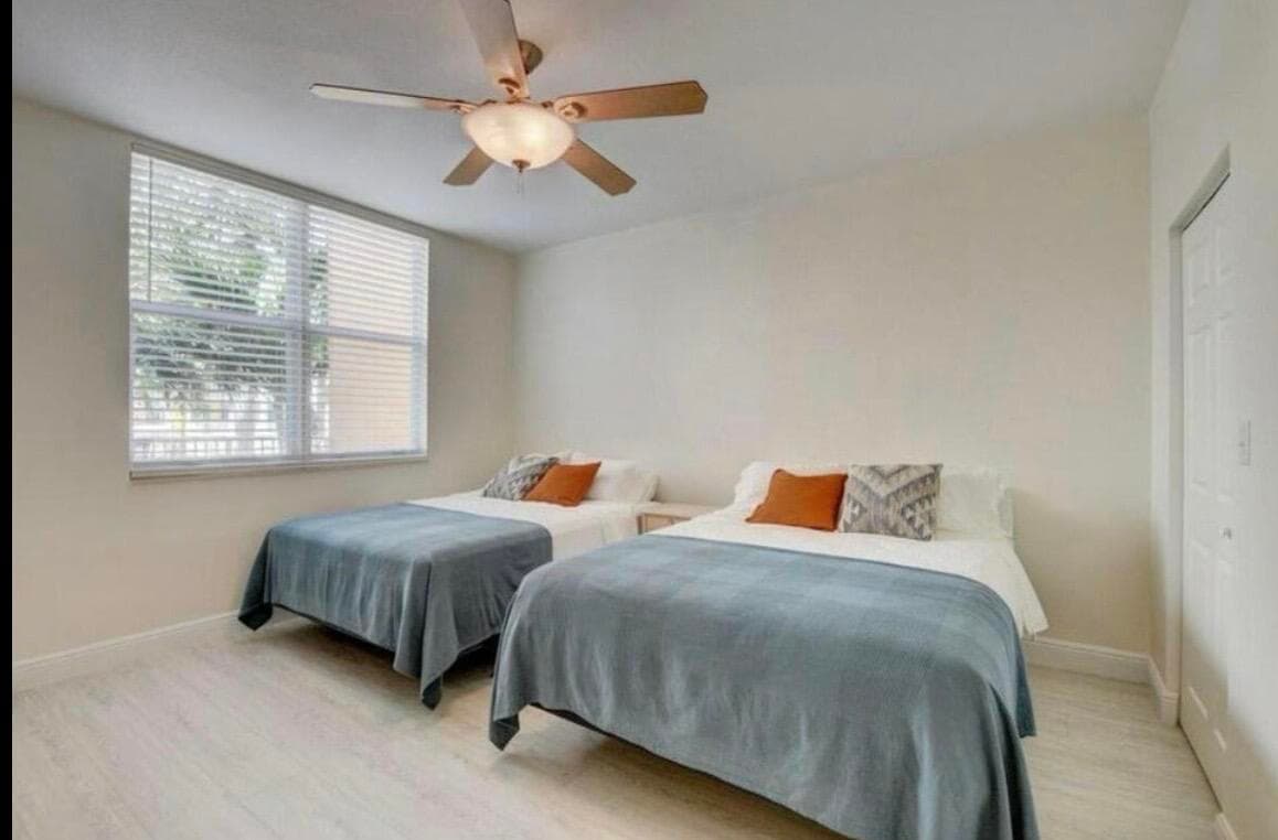 802 W Windward Way 216, Lantana, FL 33462 — photo 14 of 34