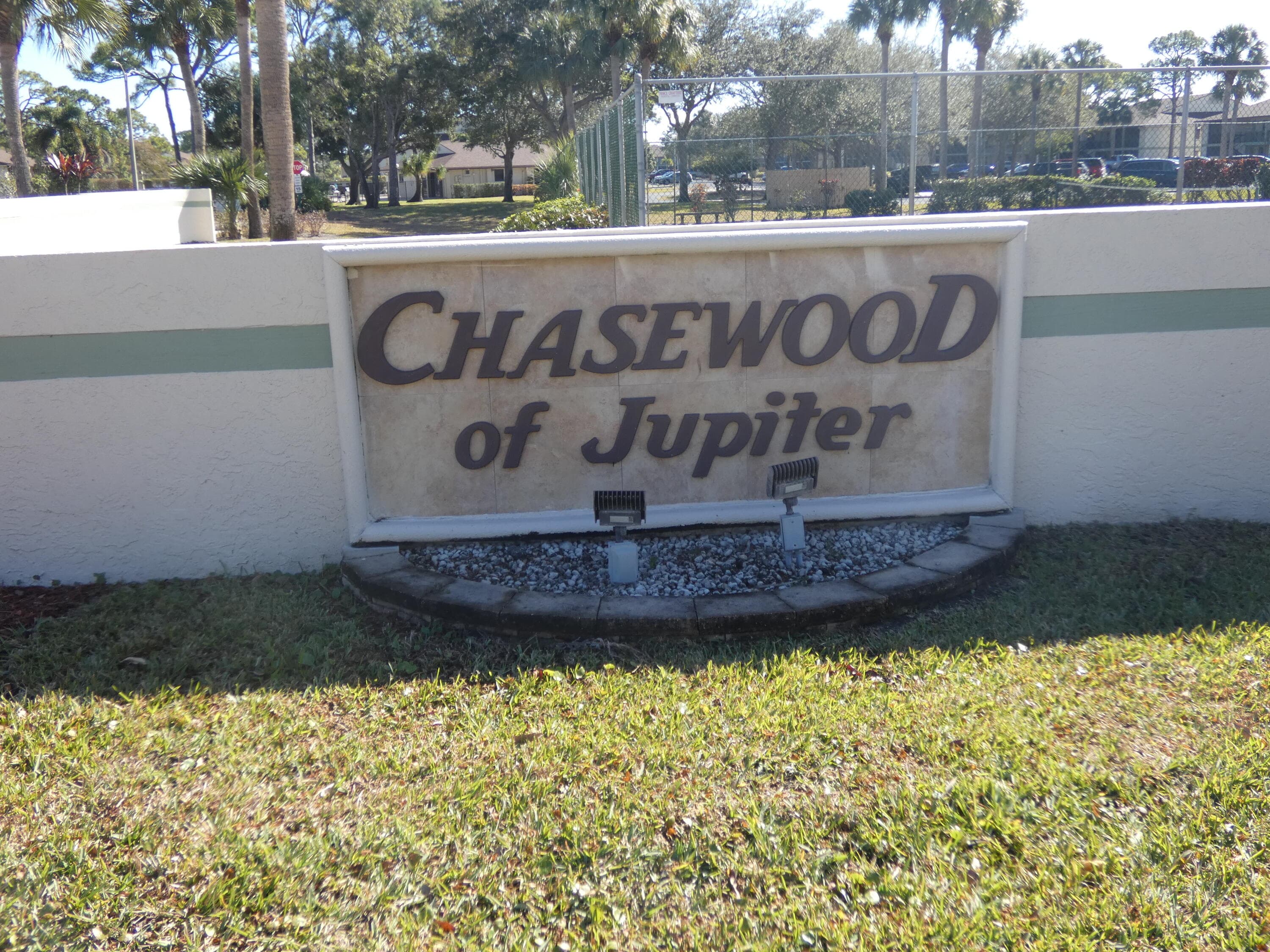 6495 SE Chasewood Drive E, Jupiter, FL 33458 — photo 1 of 33
