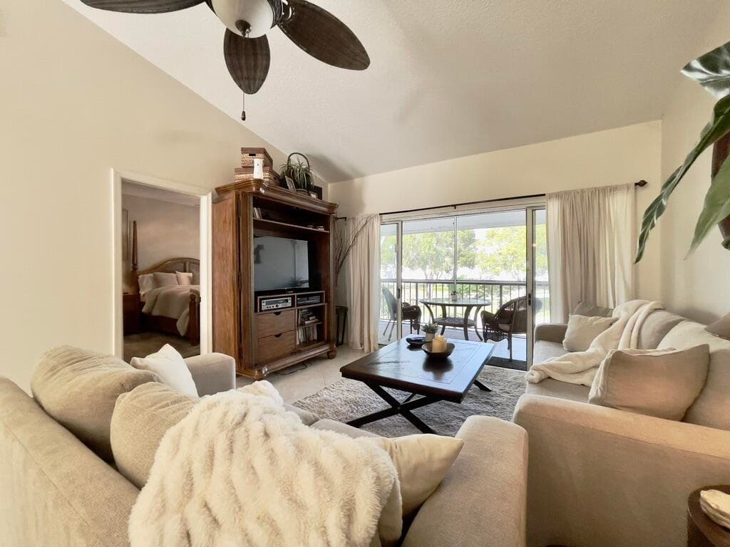 202 Cypress Point Drive 202, Palm Beach Gardens, FL 33418 — photo 11 of 30