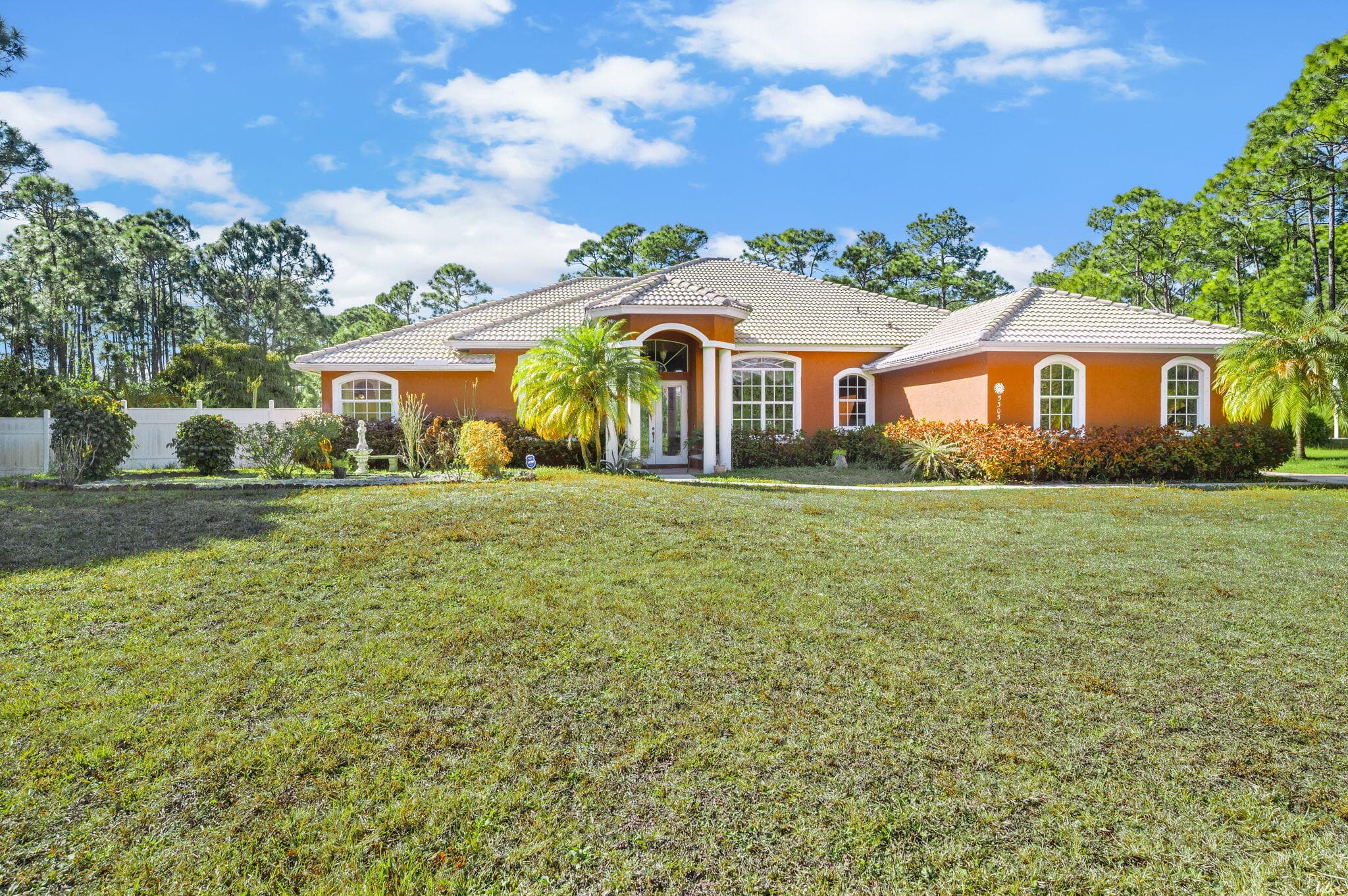 5305 Southwind Trail, Fort Pierce, FL 34951 — photo 2 of 30