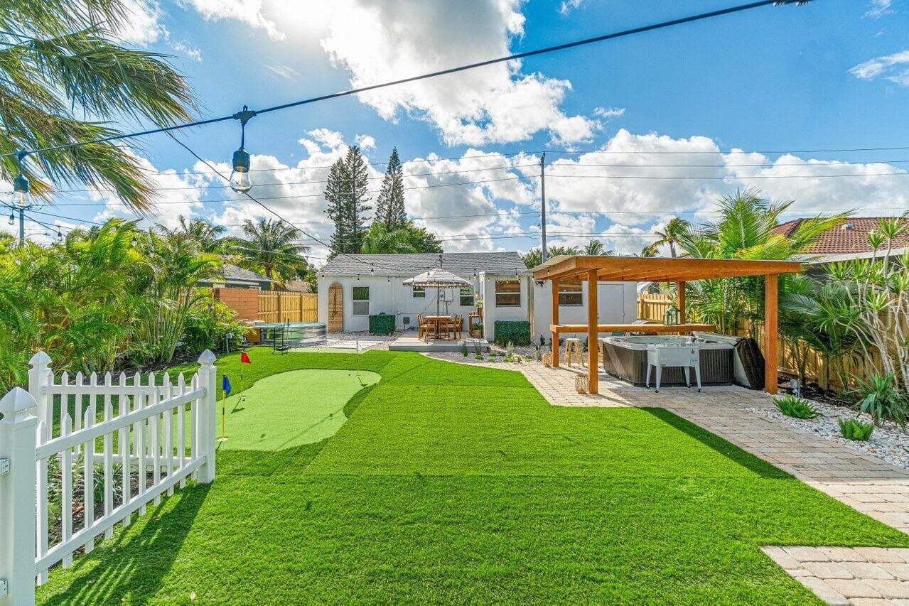 423 W Ocean Avenue, Lantana, FL 33462 — photo 36 of 53