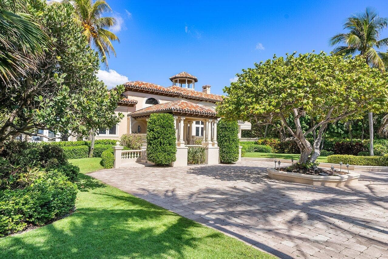 1880 S Ocean Boulevard, Manalapan, FL 33462 — photo 2 of 41