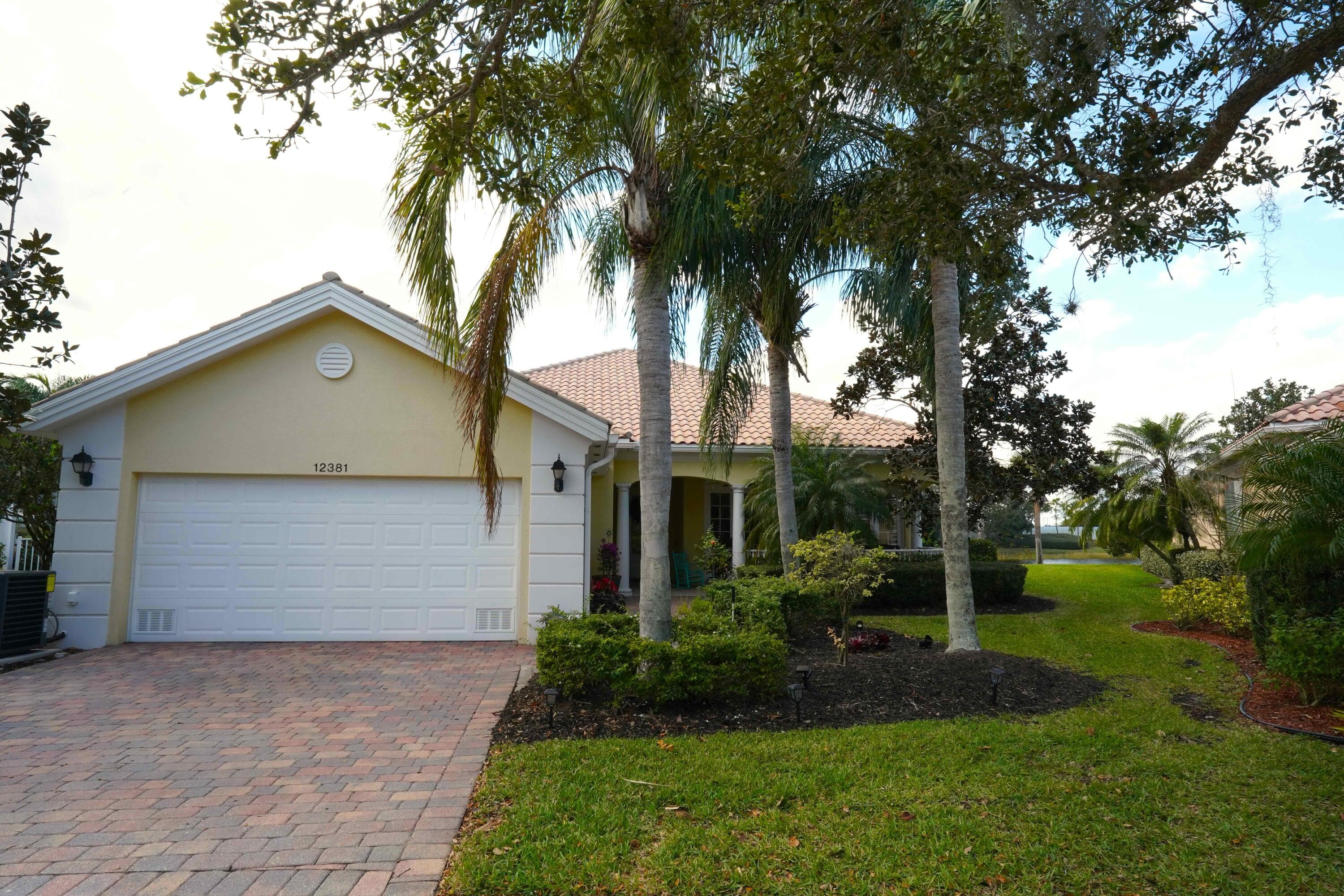 12381 SW Elsinore Drive, Port St. Lucie, FL 34987 — photo 7 of 58