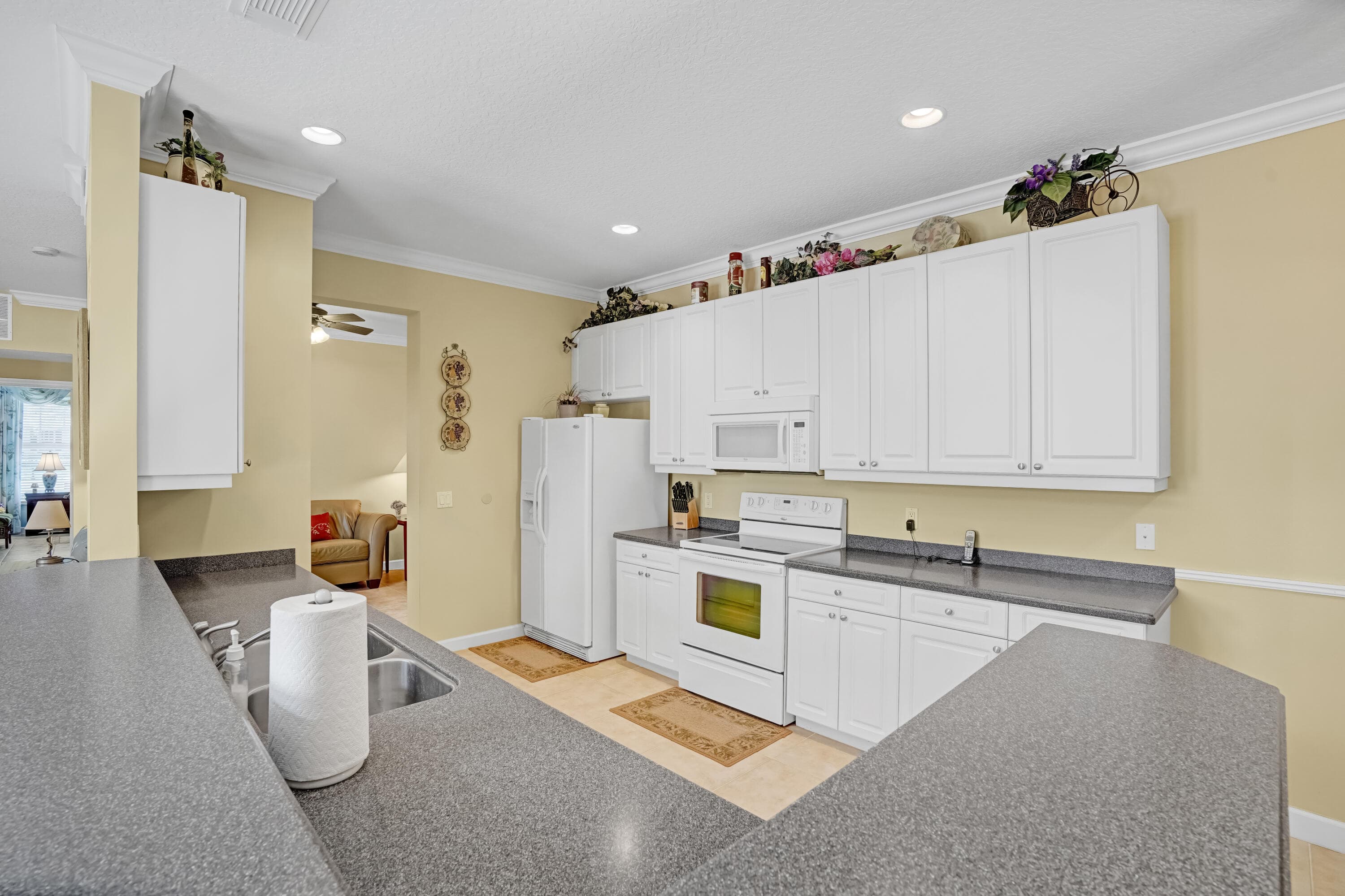 10484 SW Westlawn Boulevard, Port St. Lucie, FL 34987 — photo 18 of 40