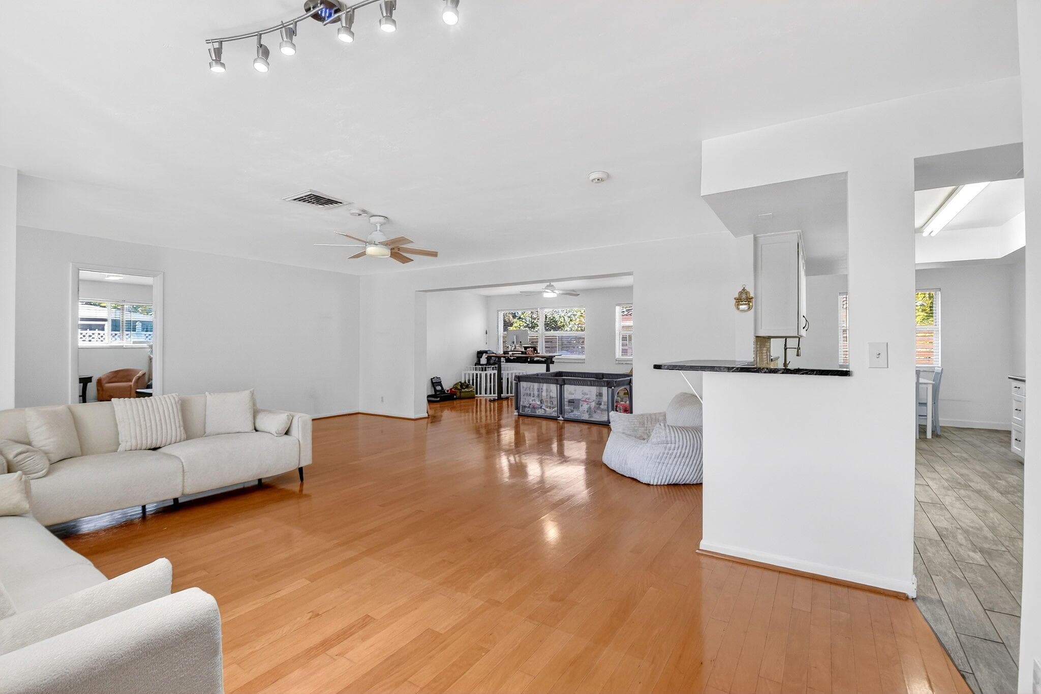 3651 Palm Drive, Riviera Beach, FL 33404 — photo 16 of 61