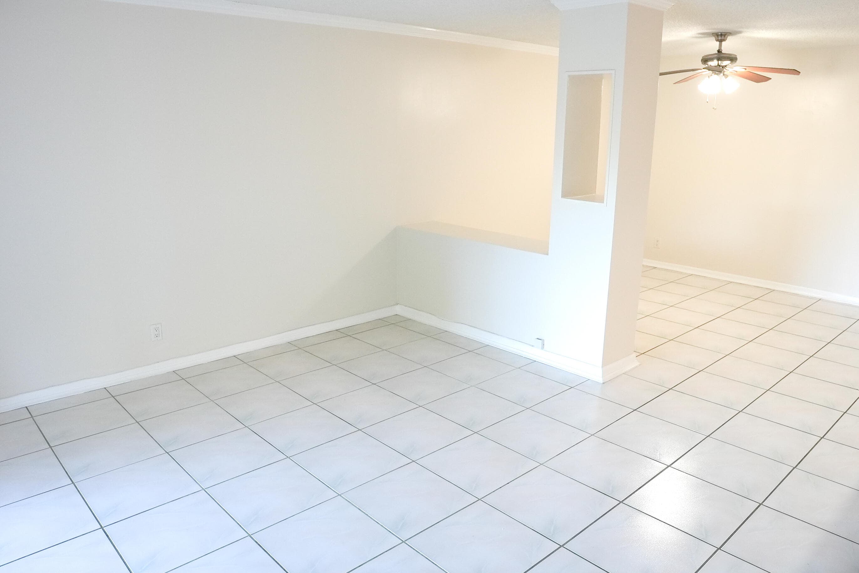 2112 S Cypress Bend Drive 404, Pompano Beach, FL 33069 — photo 8 of 24