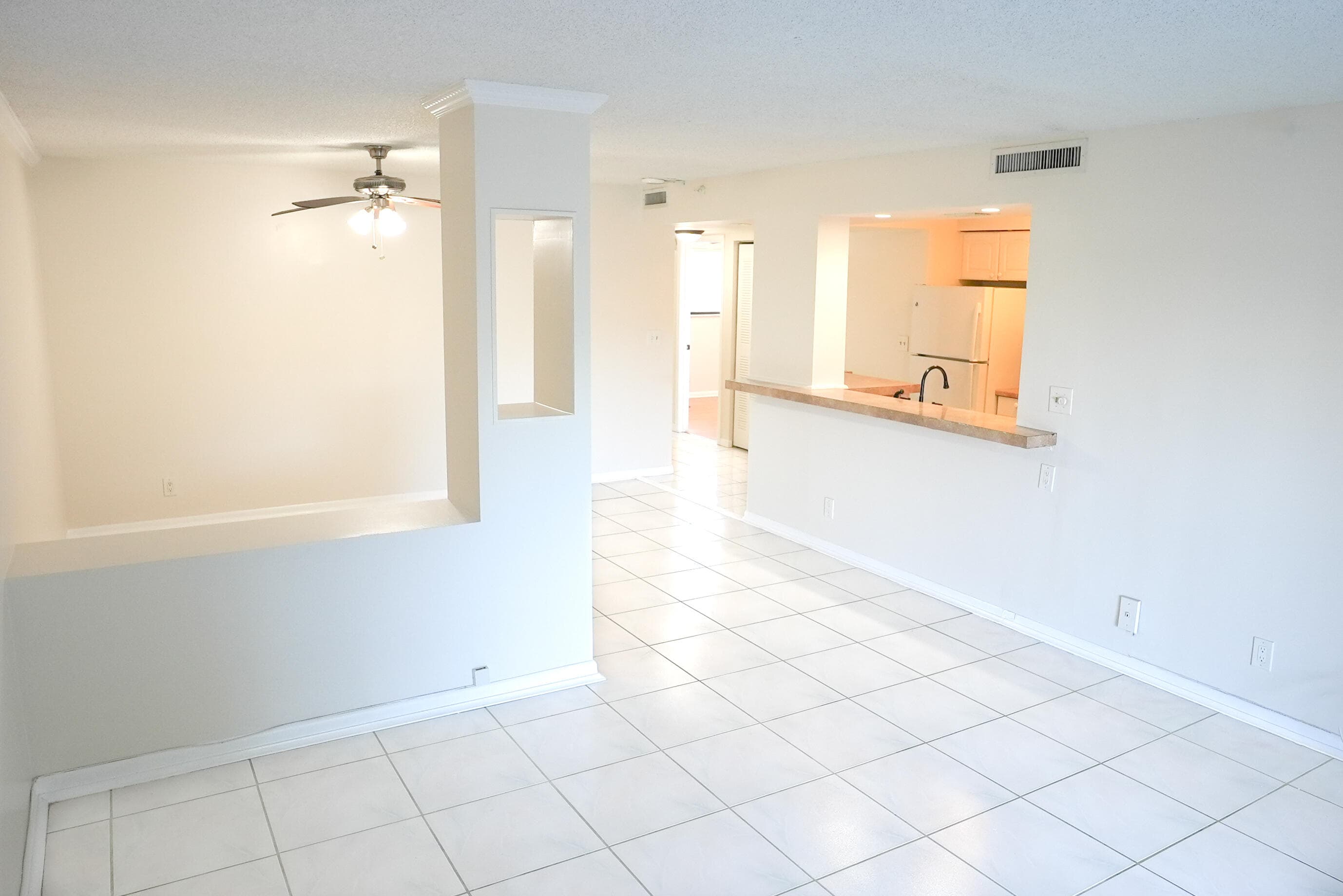 2112 S Cypress Bend Drive 404, Pompano Beach, FL 33069 — photo 16 of 24