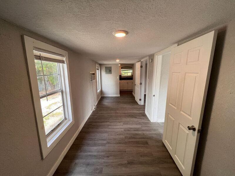 718 W 7th Street 2, Riviera Beach, FL 33404 — photo 2 of 21