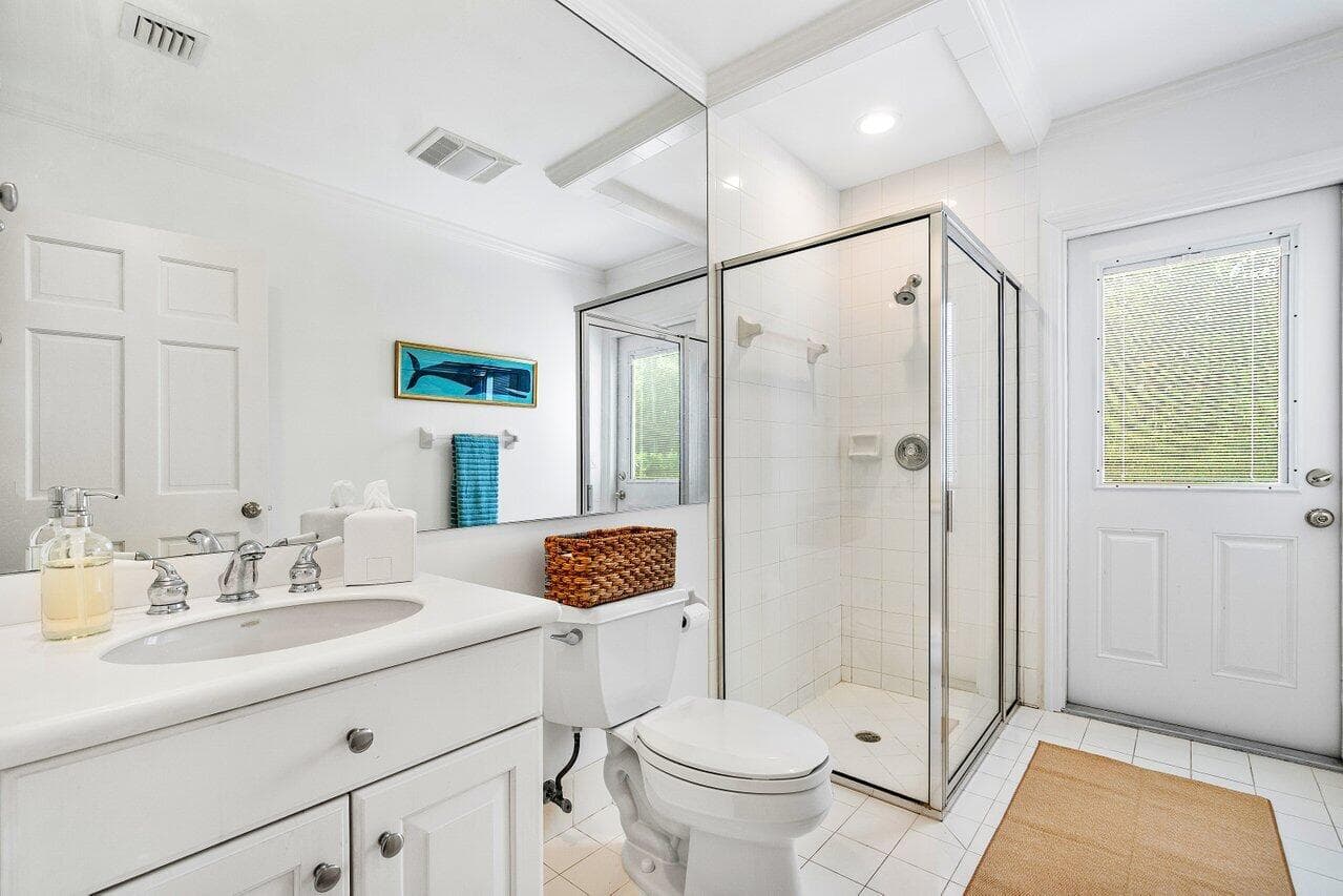 240 Miraflores Drive, Palm Beach, FL 33480 — photo 19 of 23