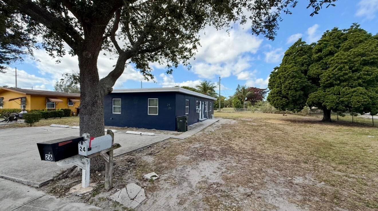 26 SW 10th Avenue, Delray Beach, FL 33444 — photo 25 of 31