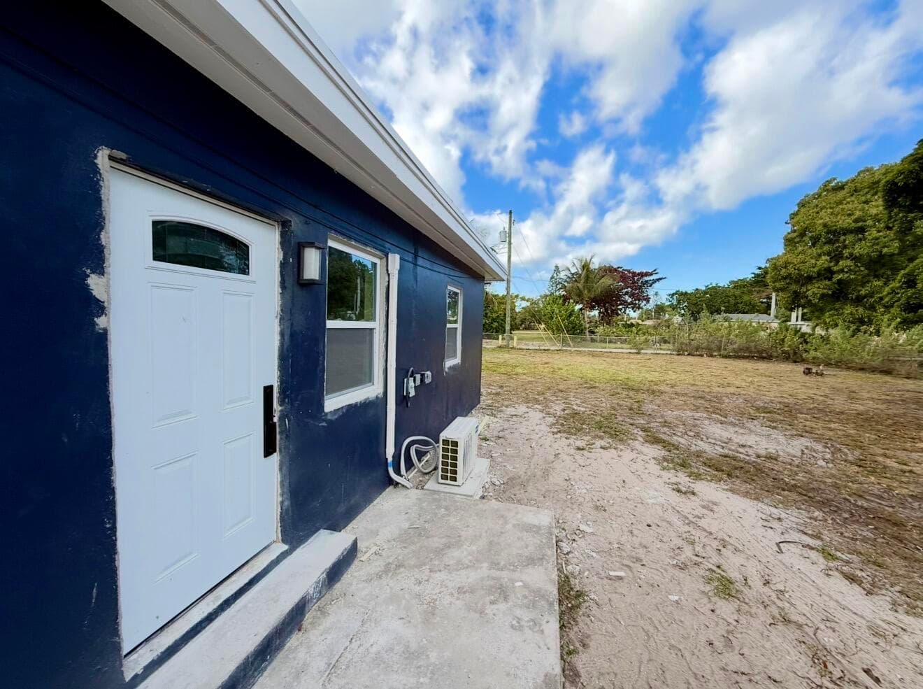 26 SW 10th Avenue, Delray Beach, FL 33444 — photo 4 of 31