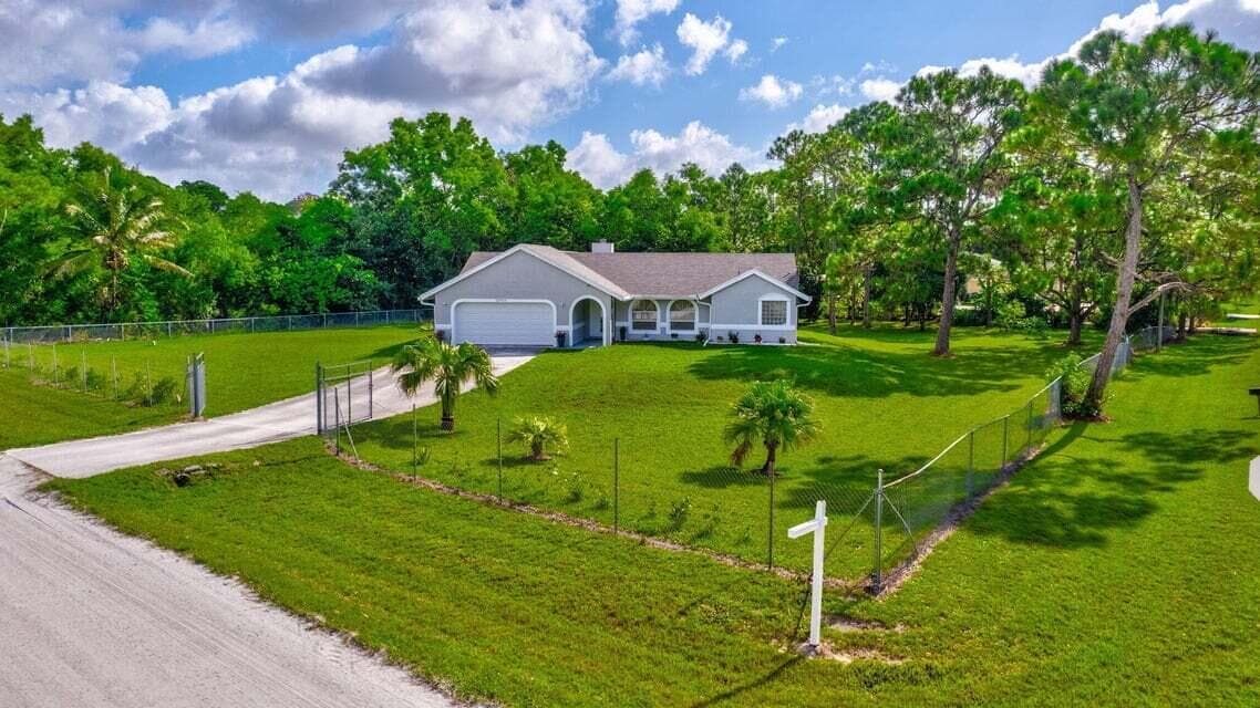 12969 54 Street N, Royal Palm Beach, FL 33411 — photo 2 of 39