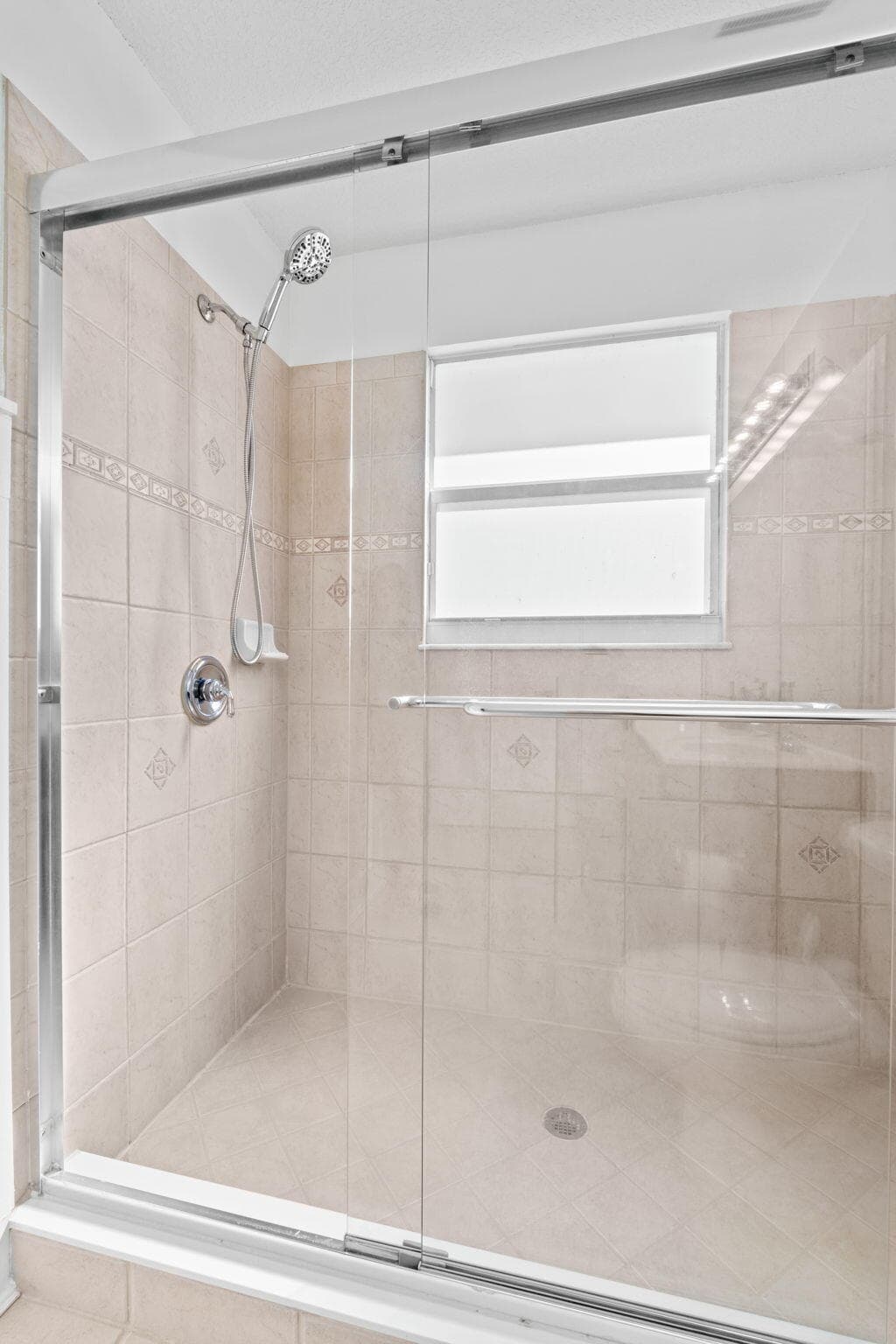948 Imperial Lake Road, West Palm Beach, FL 33413 — photo 30 of 67