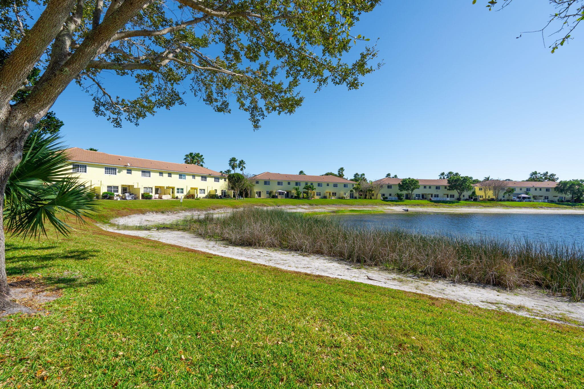 948 Imperial Lake Road, West Palm Beach, FL 33413 — photo 41 of 67