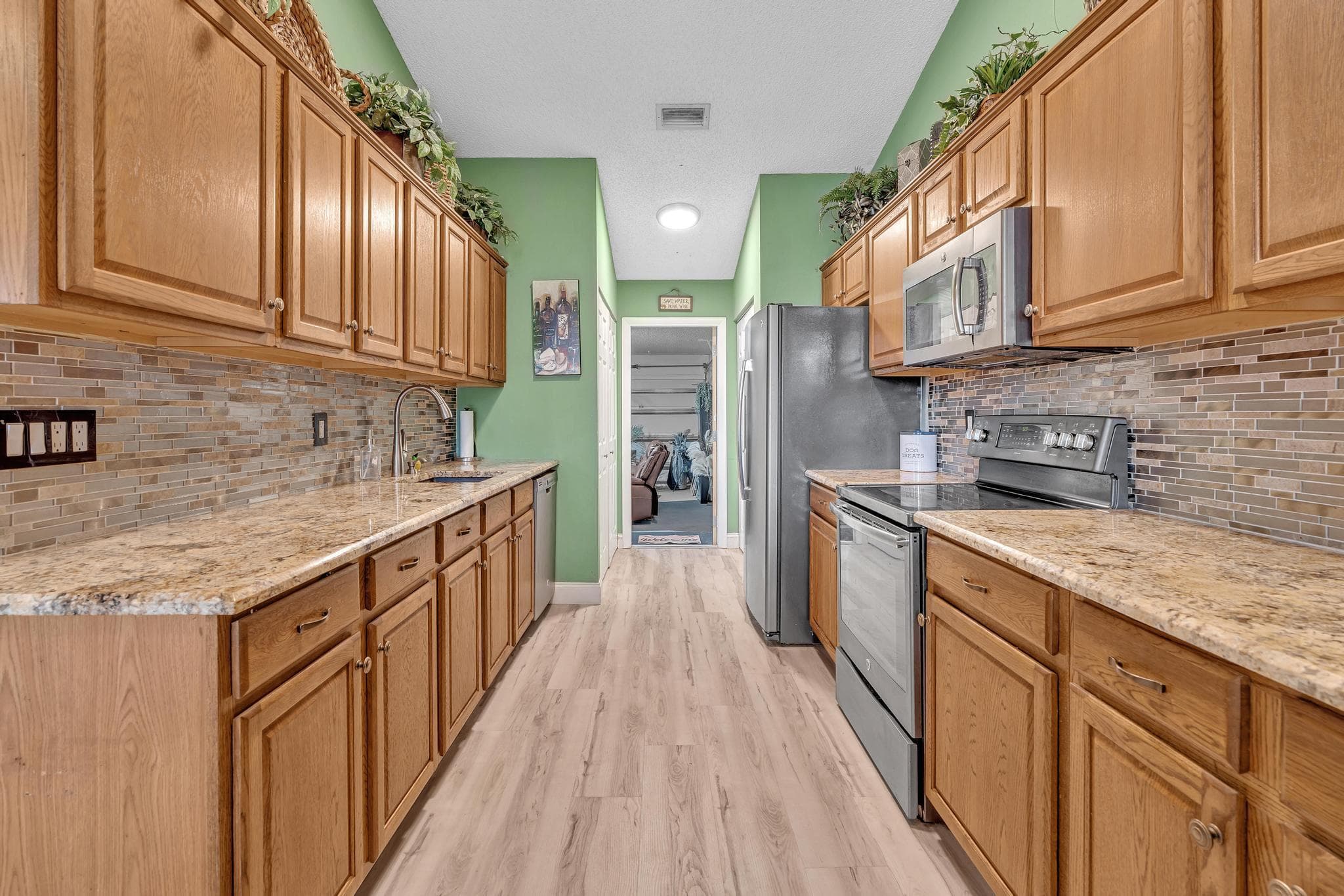 8099 Cassia Drive, Boynton Beach, FL 33472 — photo 13 of 62