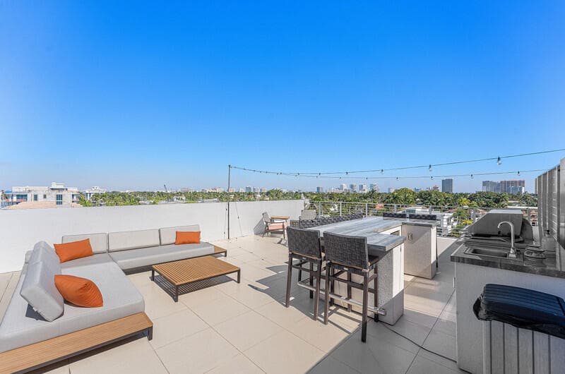 41 Isle Of Venice Drive Ph 502, Fort Lauderdale, FL 33301 — photo 34 of 47