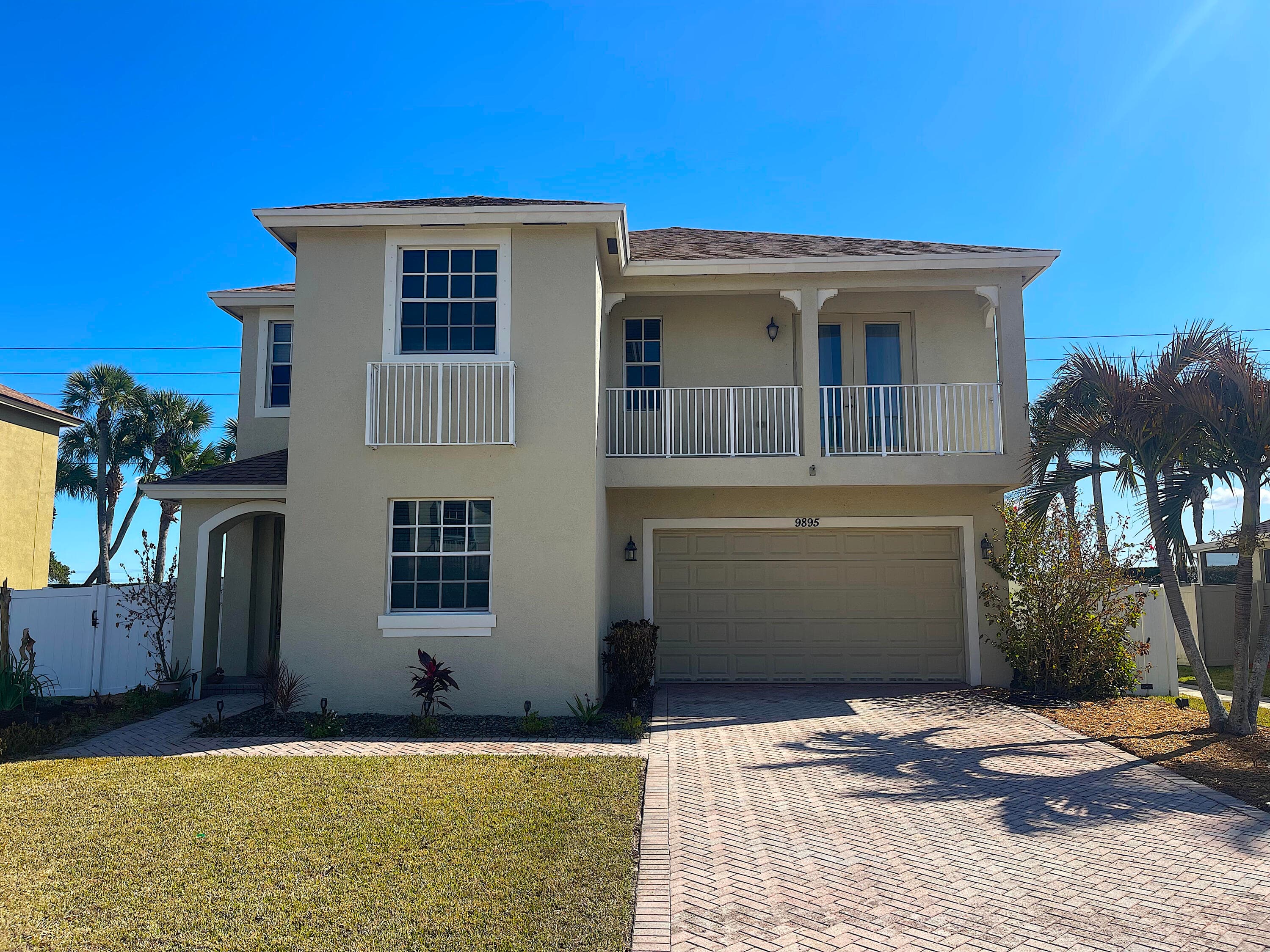 9895 E Verona Circle, Vero Beach, FL 32966 — photo 1 of 53