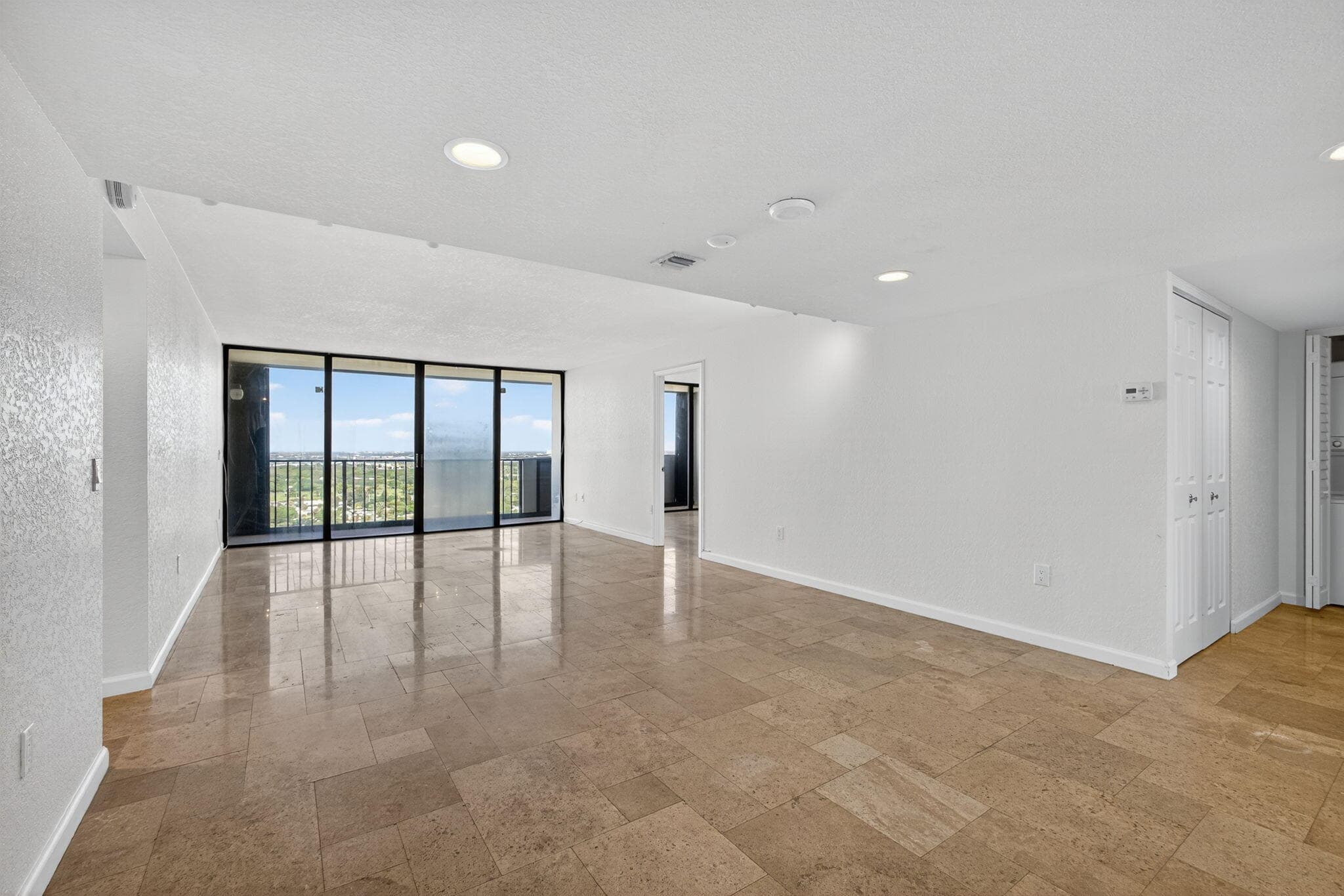 5600 N Flagler Drive 2703, West Palm Beach, FL 33407 — photo 4 of 60