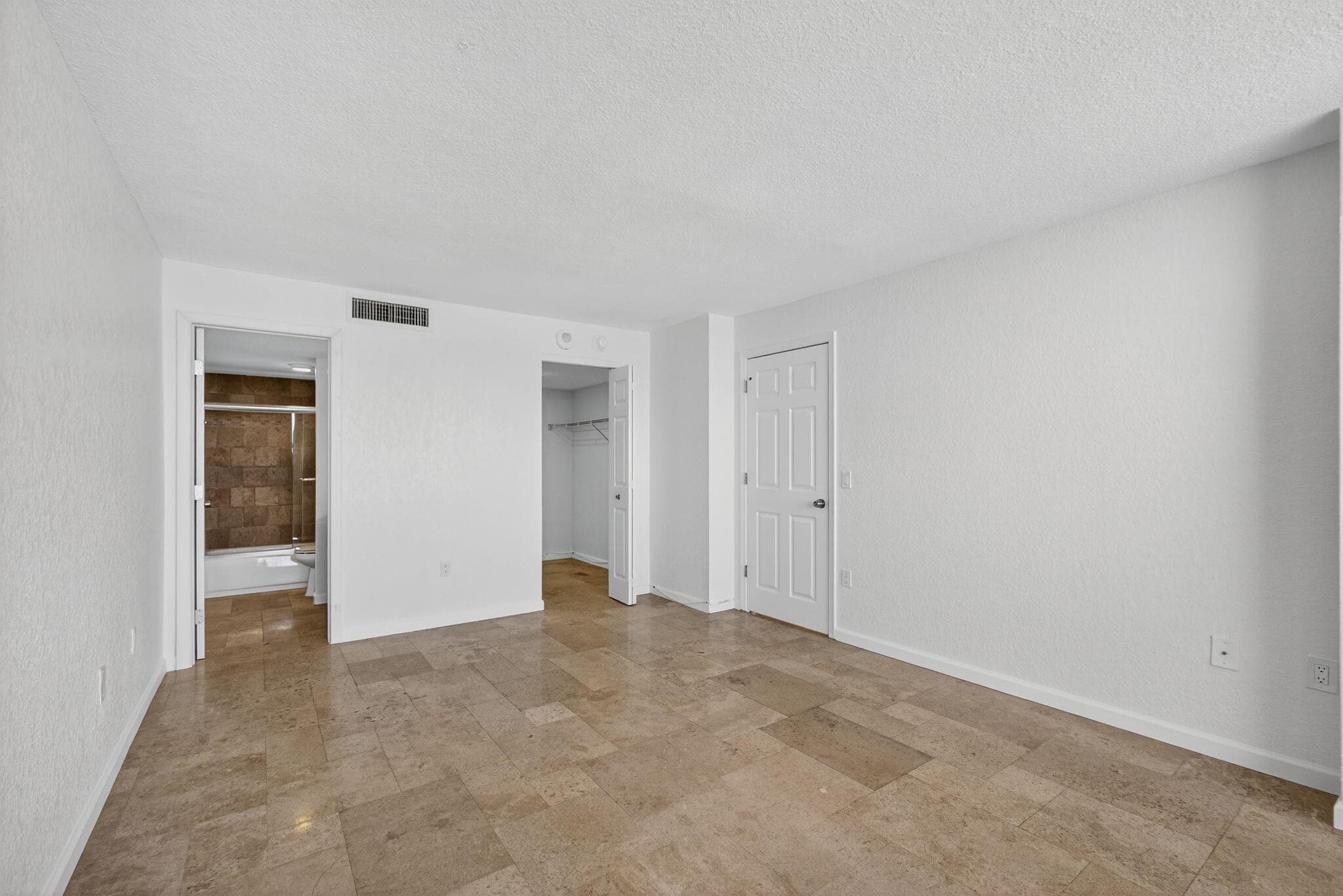5600 N Flagler Drive 2703, West Palm Beach, FL 33407 — photo 17 of 60