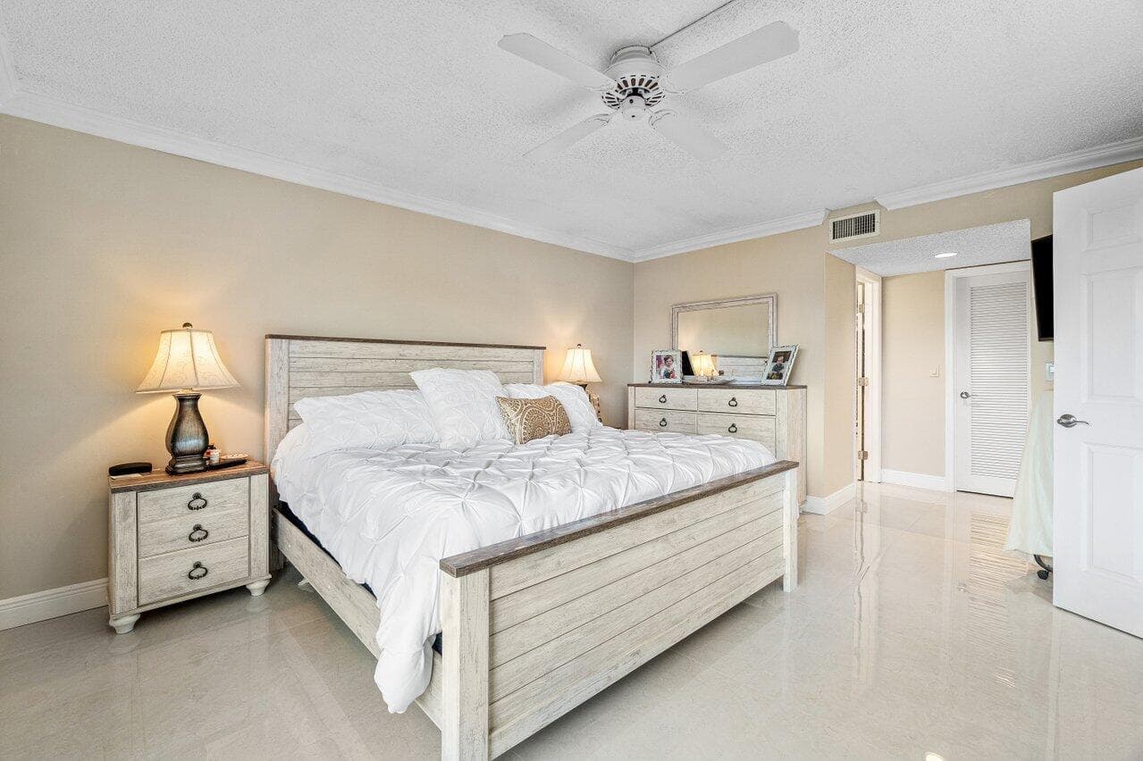 5771 Fairway Park Court 103, Boynton Beach, FL 33437 — photo 19 of 31