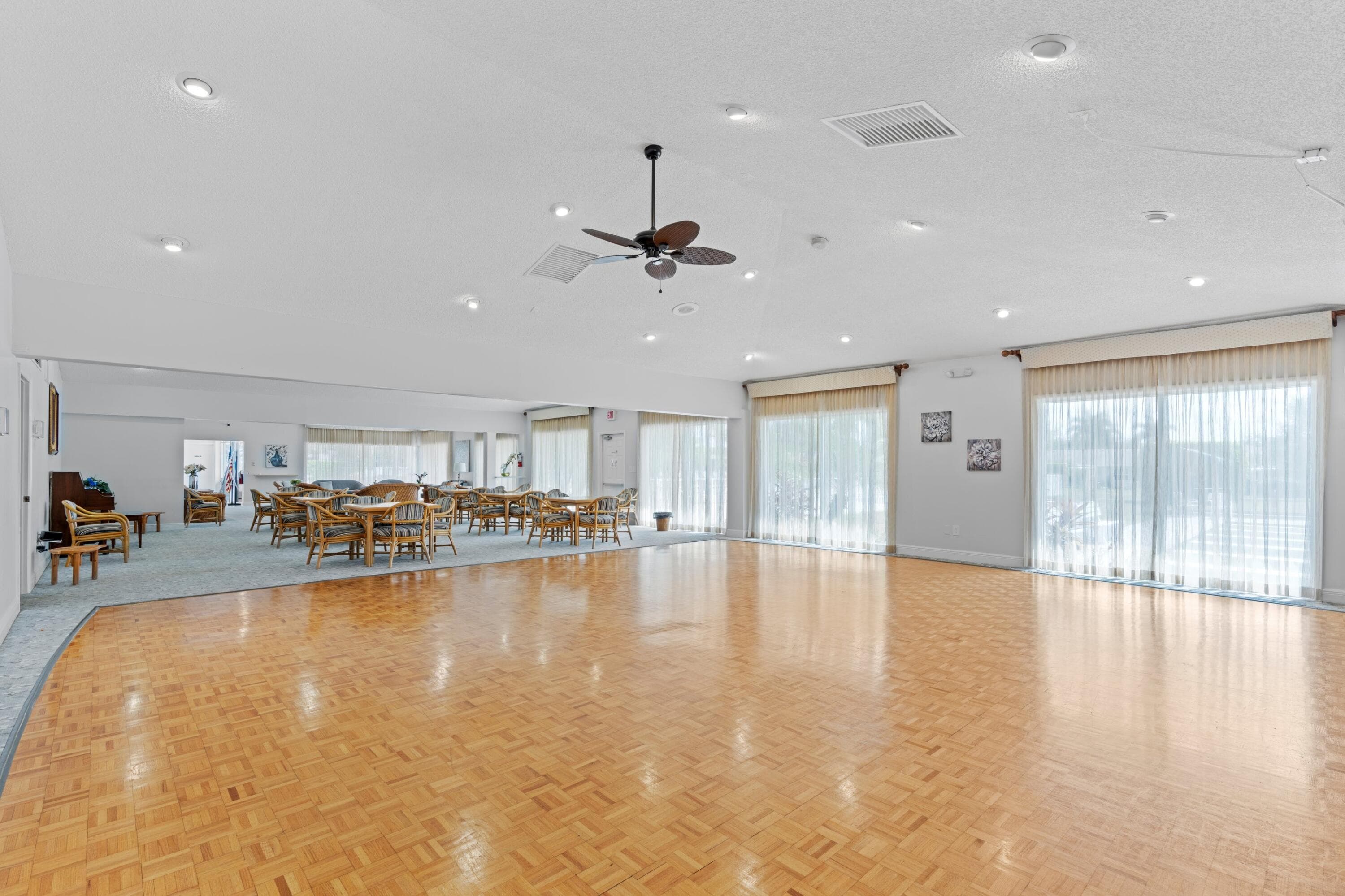 8555 Bella Vista Drive 86, Boca Raton, FL 33433 — photo 28 of 48