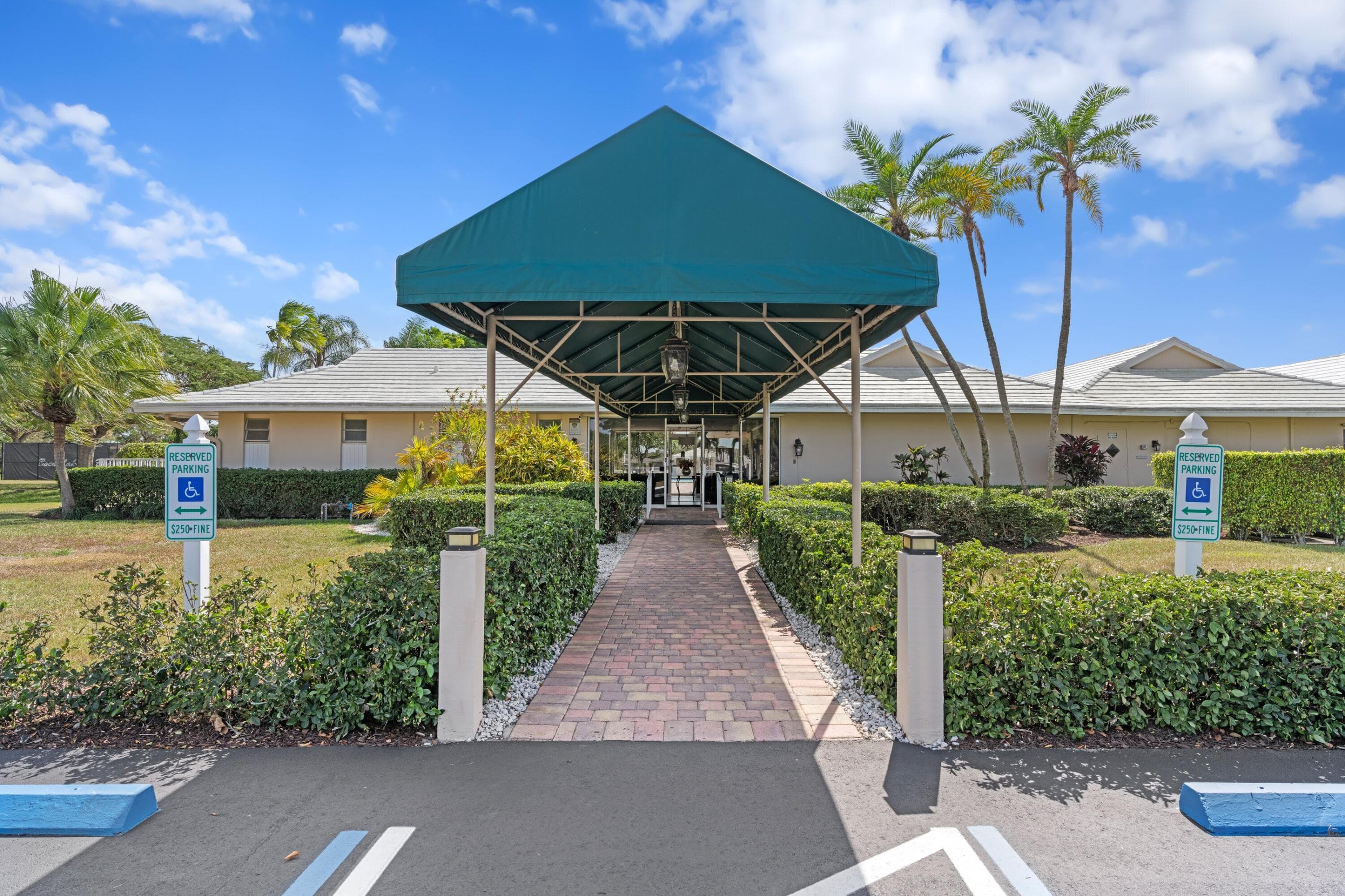 8555 Bella Vista Drive 86, Boca Raton, FL 33433 — photo 23 of 48