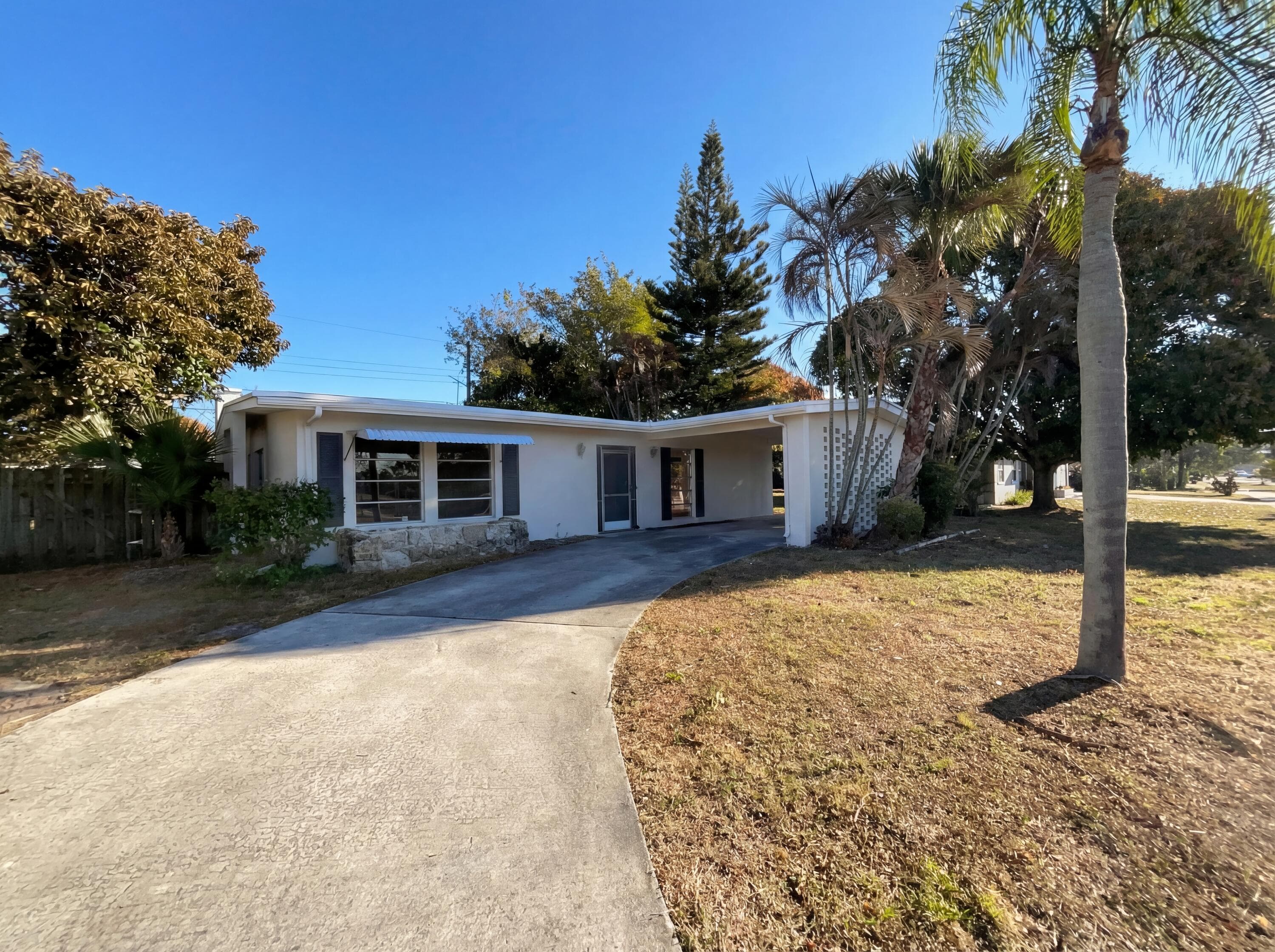 141 SE Calmoso Drive, Port St. Lucie, FL 34983 — photo 16 of 26