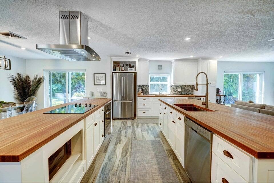 2594 Marcinski Road, Jupiter, FL 33477 — photo 8 of 10
