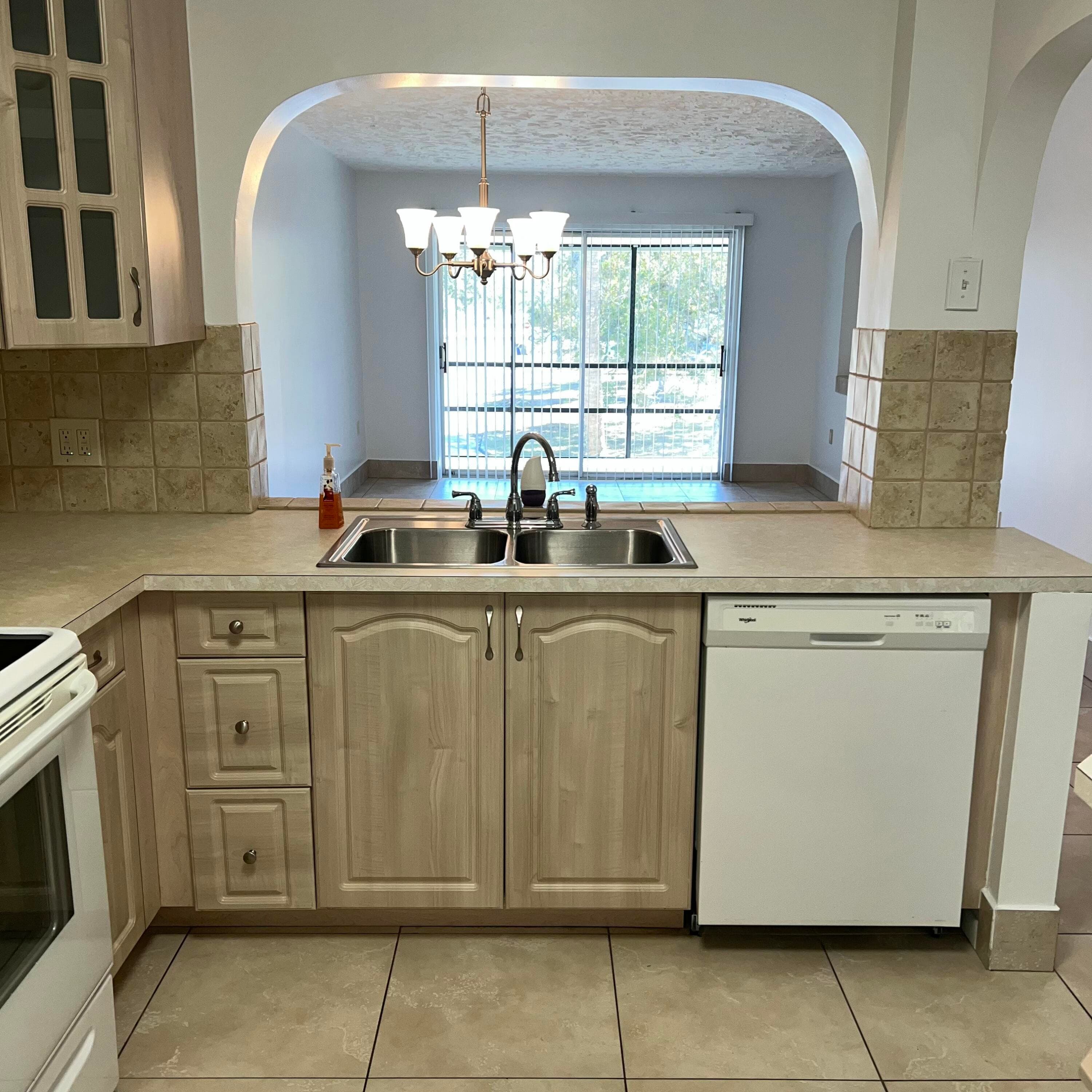 2302 Sunrise 3-201, Fort Pierce, FL 34949 — photo 8 of 33