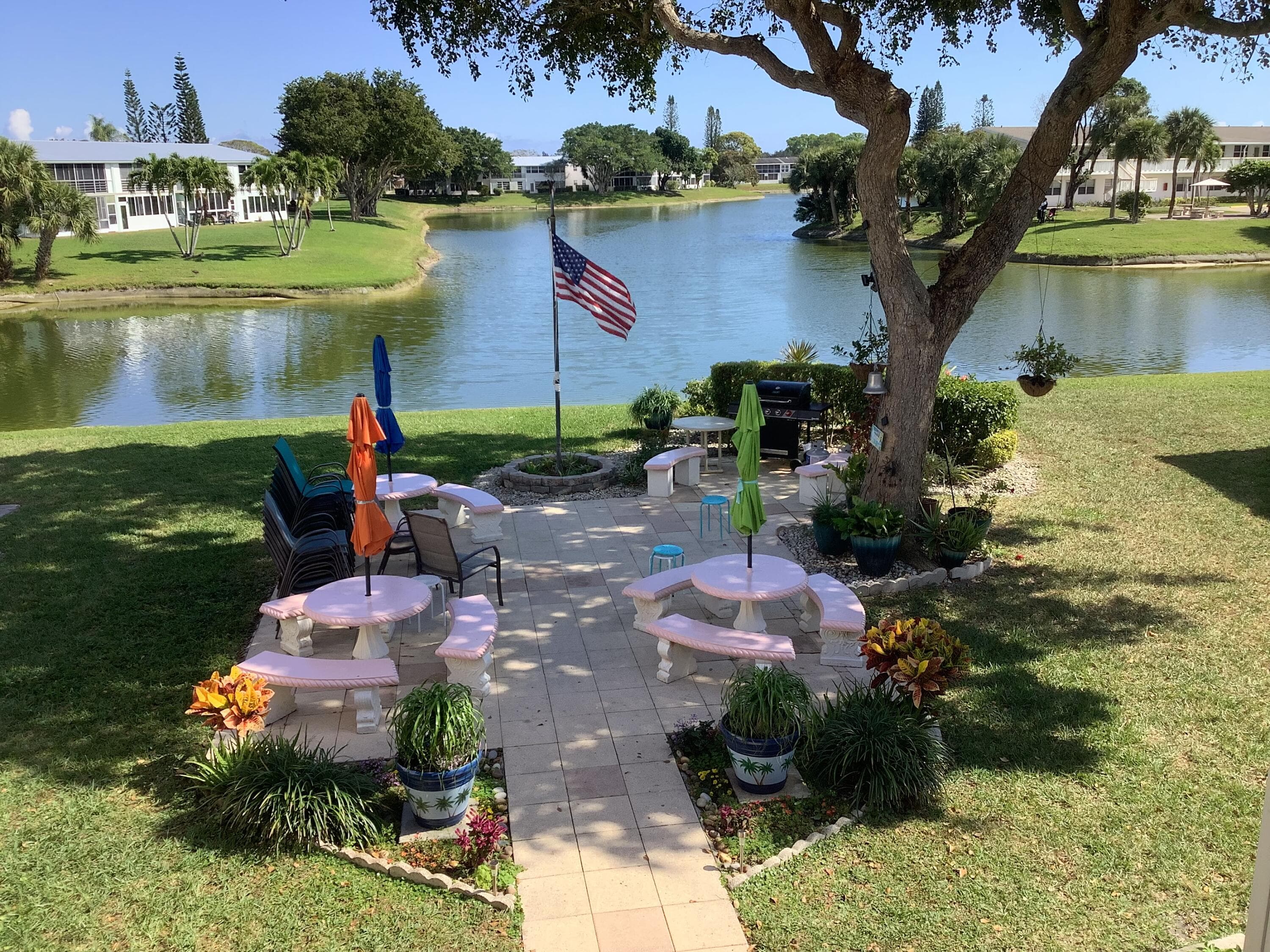 47 Berkshire B Crescent B, West Palm Beach, FL 33417 — photo 1 of 25