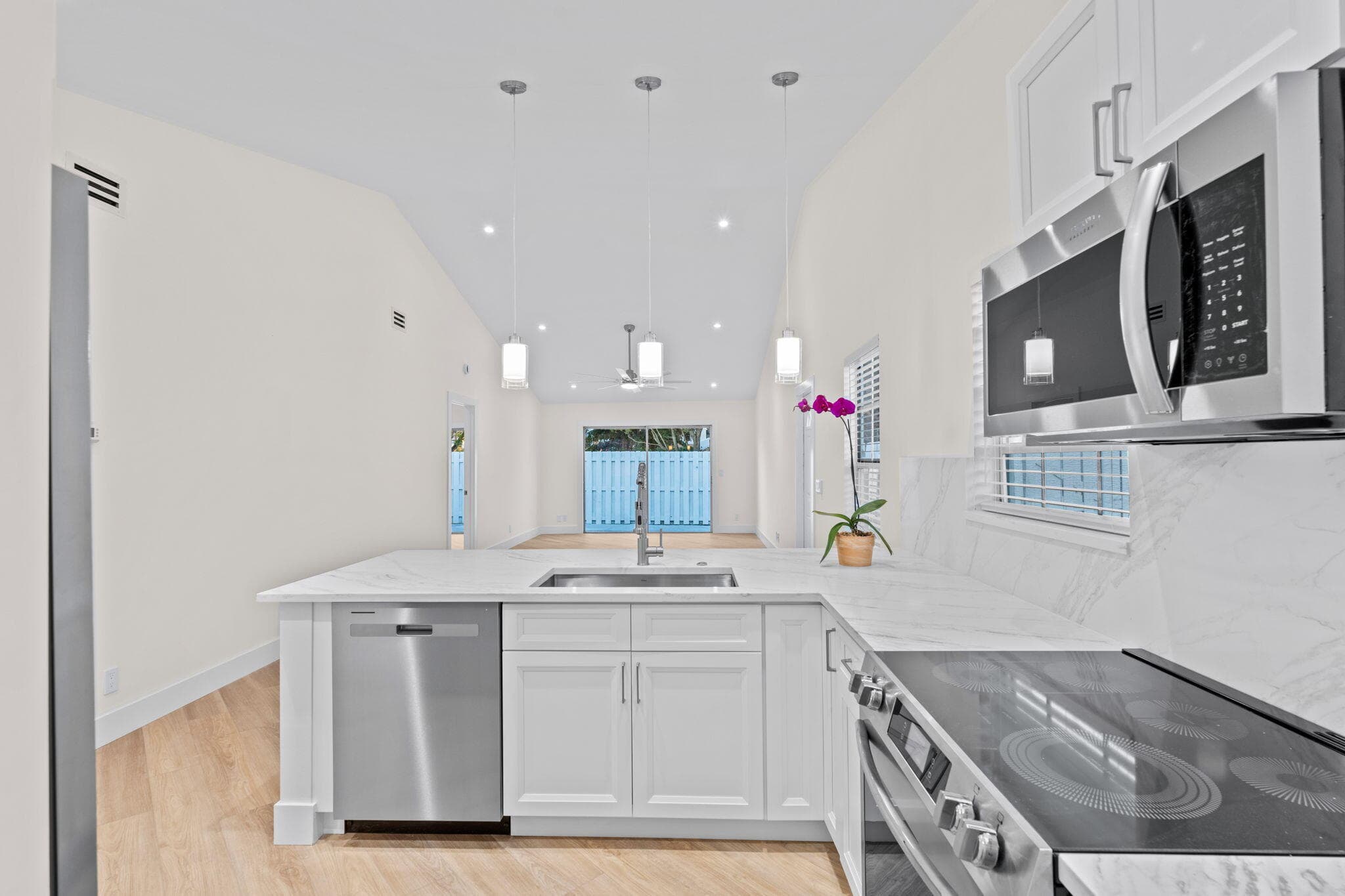 1662 Royal Forest Court, West Palm Beach, FL 33406 — photo 15 of 41