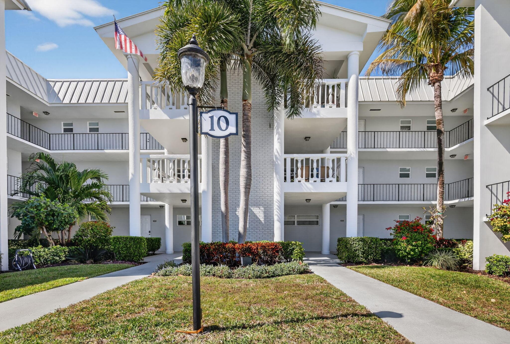 10 Colonial Club Drive 305, Boynton Beach, FL 33435 — photo 3 of 40