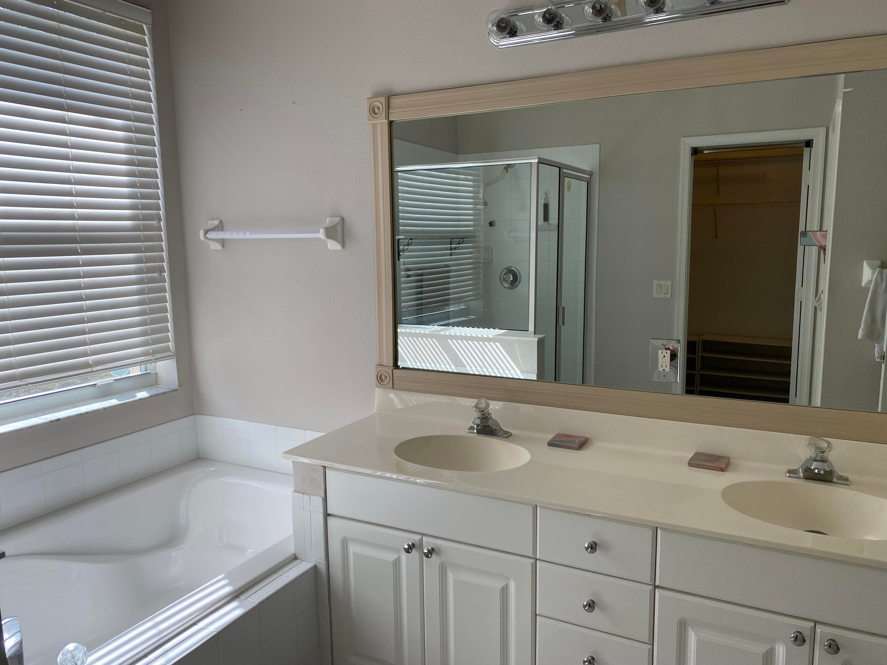 546 Waverly Circle, Port St. Lucie, FL 34983 — photo 16 of 29