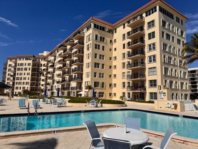 3475 S Ocean Boulevard 6110, Palm Beach, FL 33480 — photo 1 of 41
