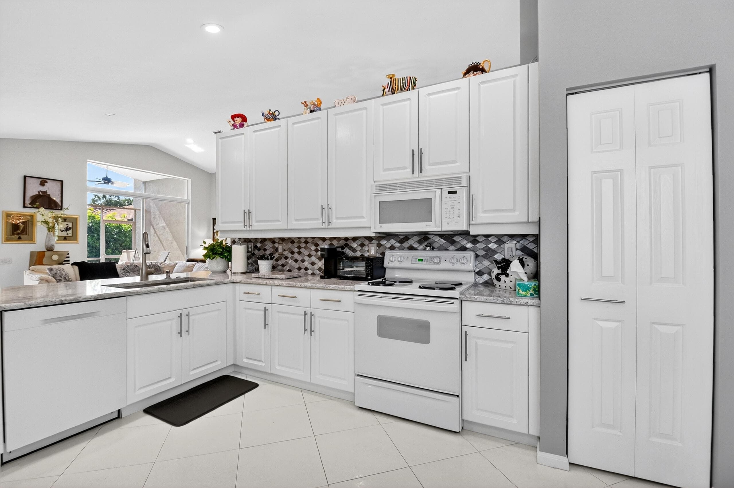 5050 Polly Park Lane, Boynton Beach, FL 33437 — photo 23 of 88